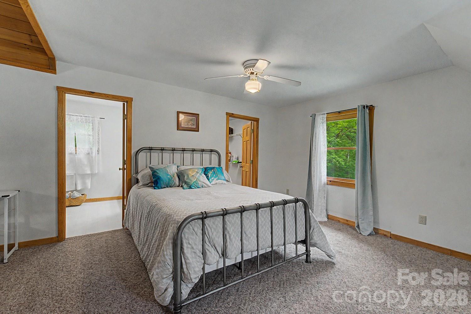 538 East Fork Road — Sylva