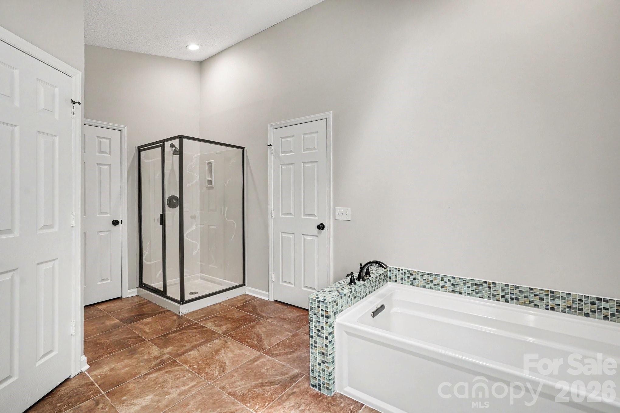 9604 Newby Lane — Matthews