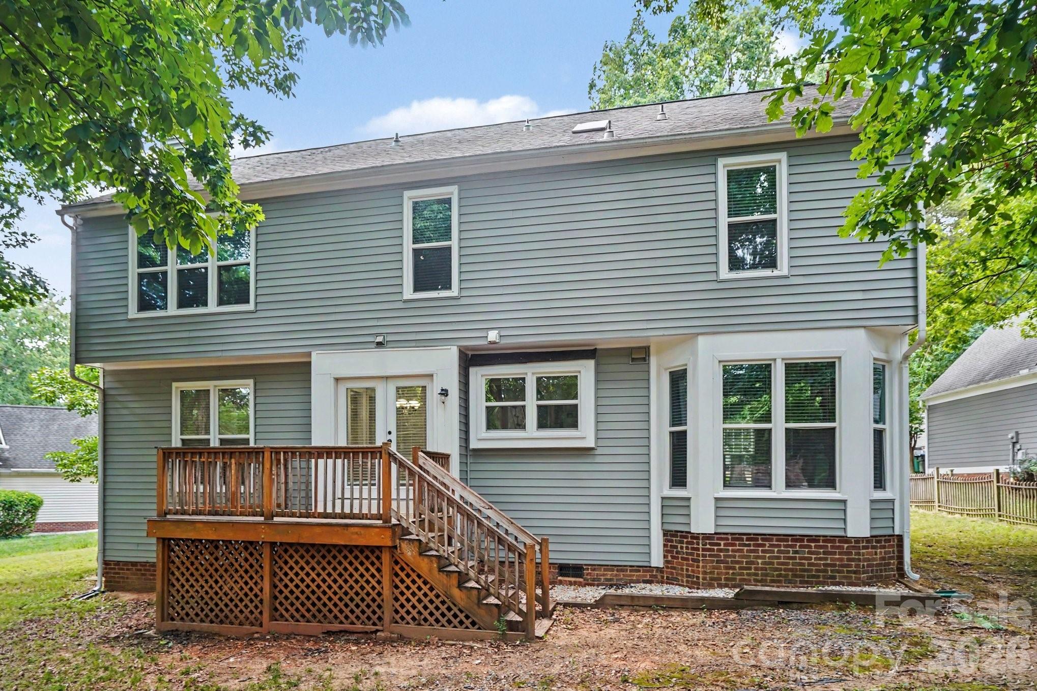 9604 Newby Lane — Matthews