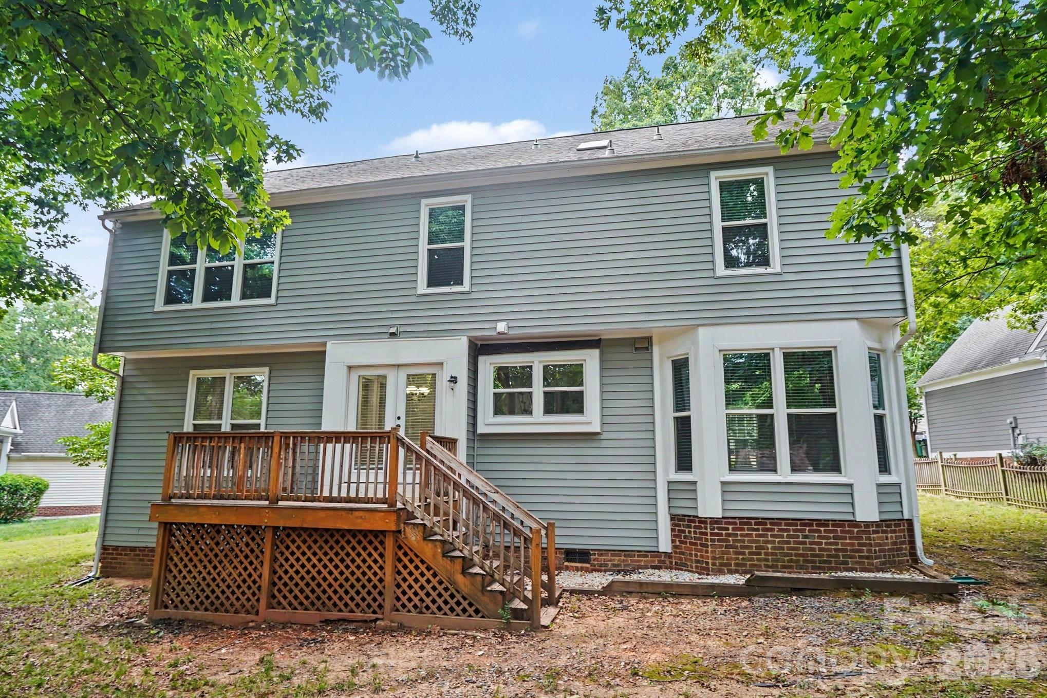 9604 Newby Lane — Matthews
