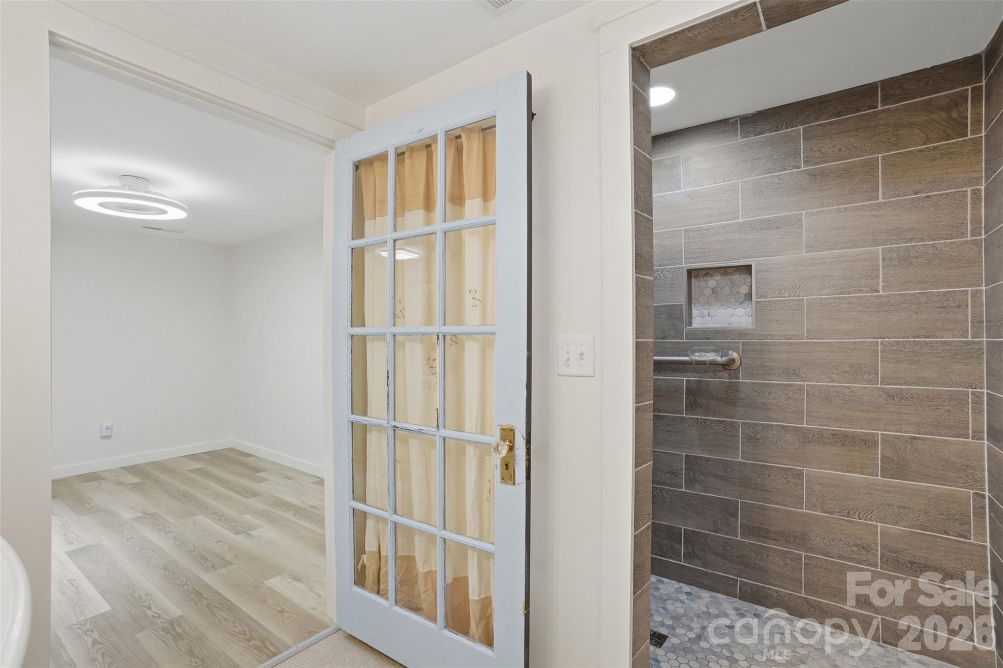 121 Oak Street — Belmont