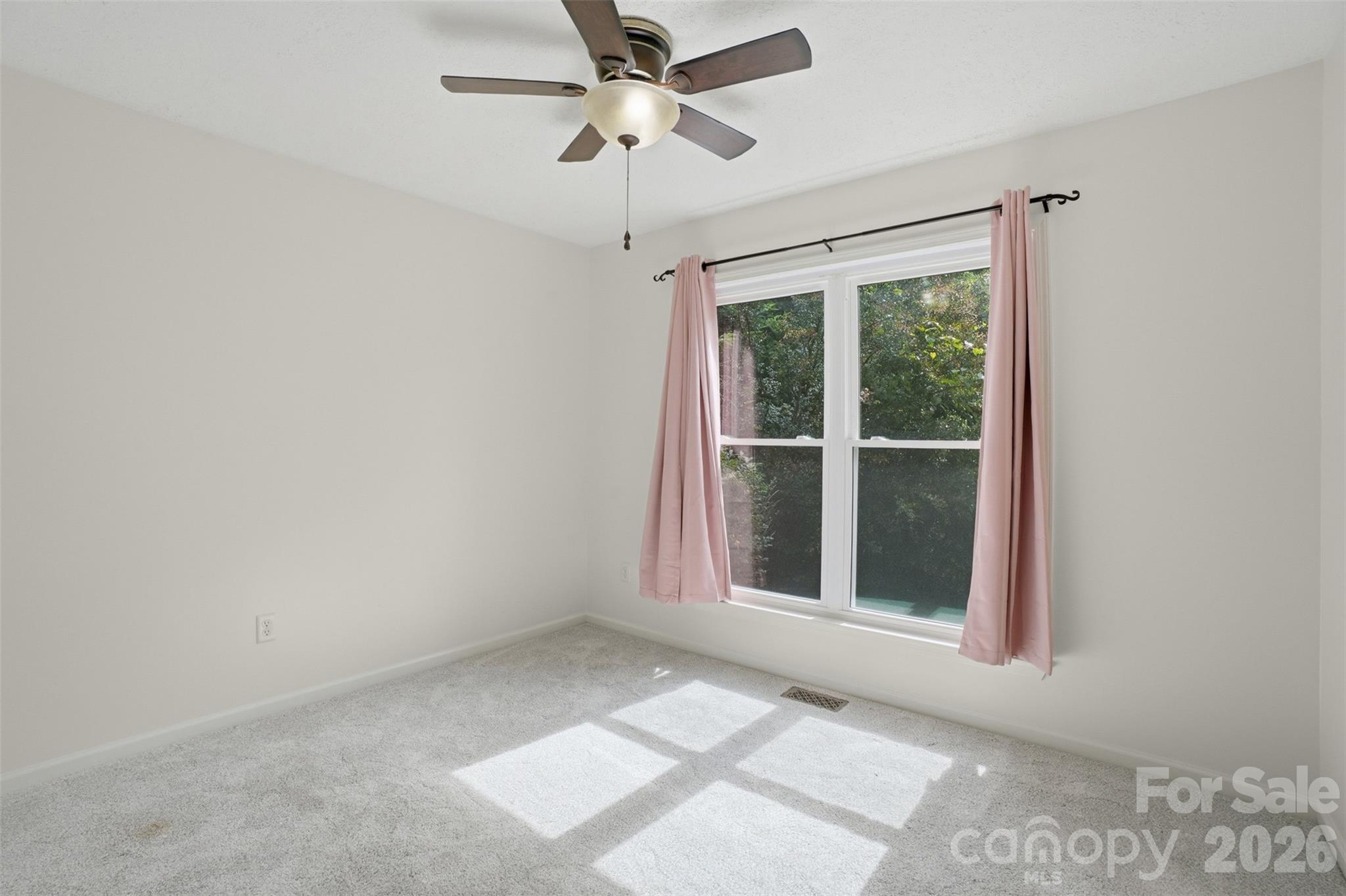 121 Oak Street — Belmont