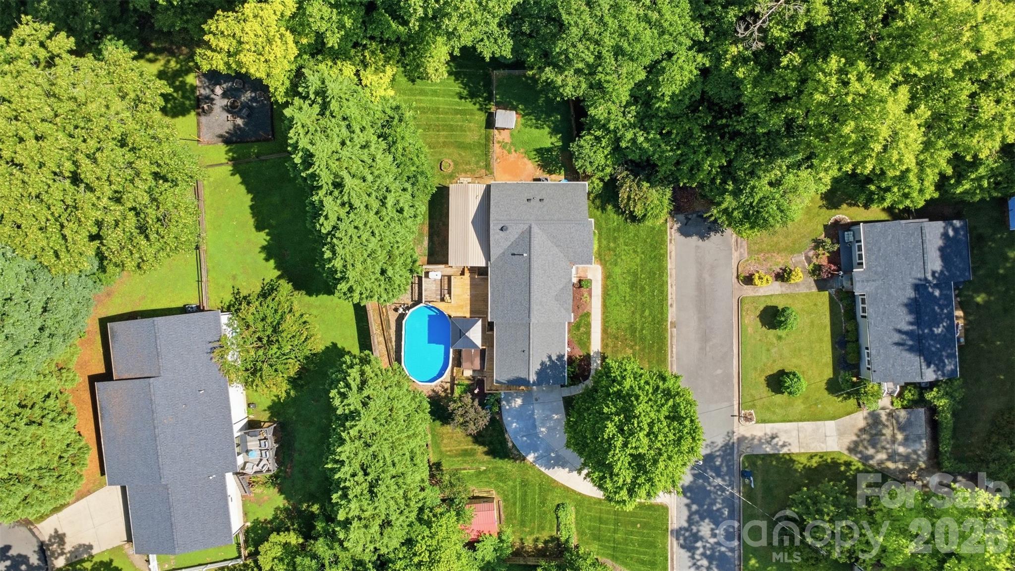 121 Oak Street — Belmont