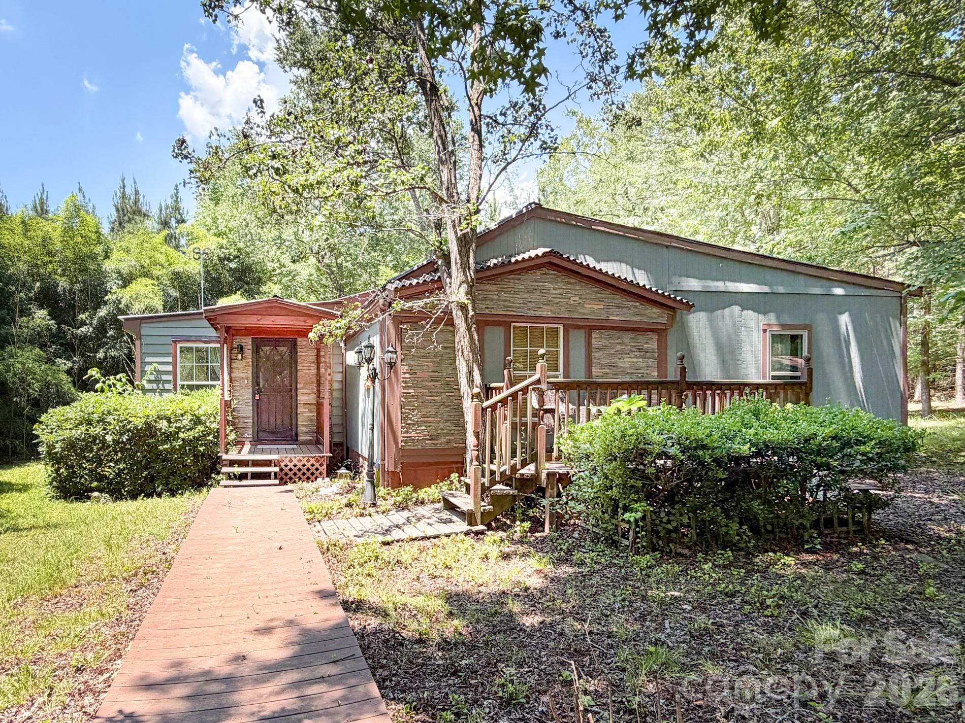 14840 Short Cut Road — Gold Hill