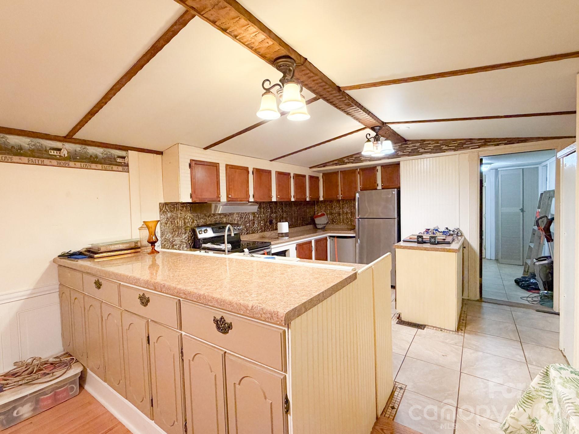 14840 Short Cut Road — Gold Hill