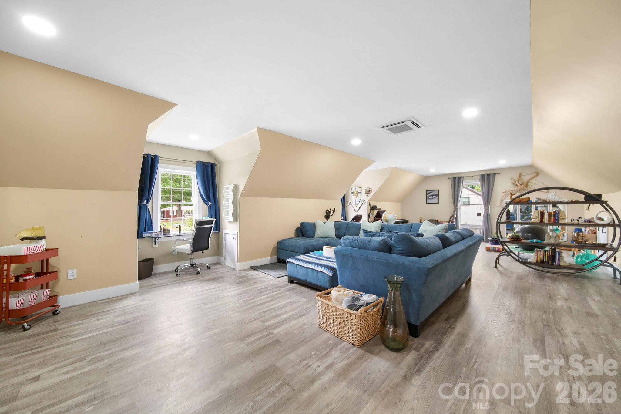 4555 Polk Ford Road — Stanfield