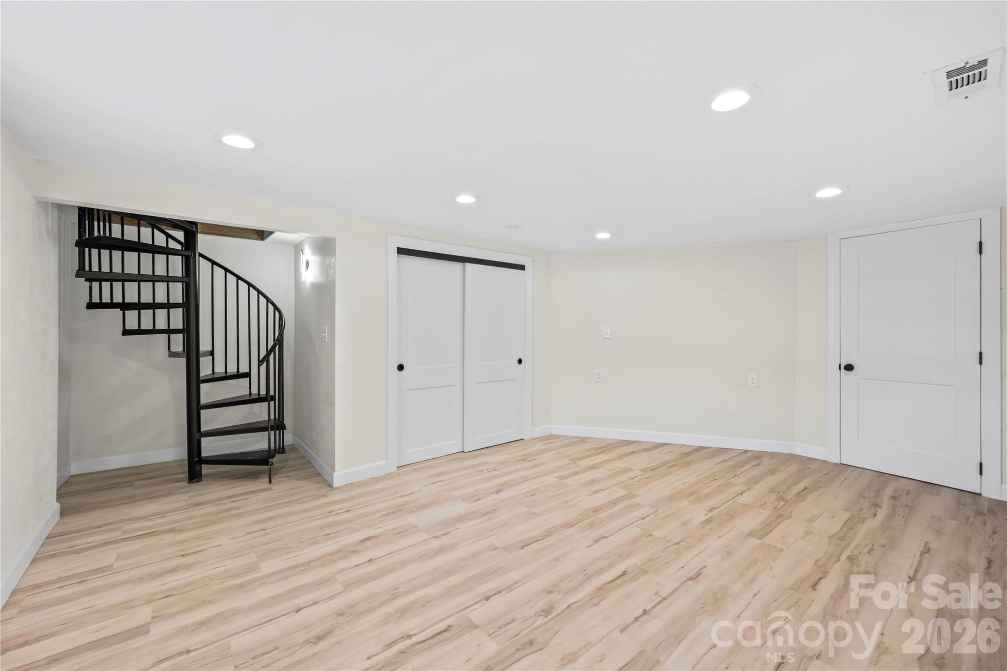 142 Substation Road — Canton