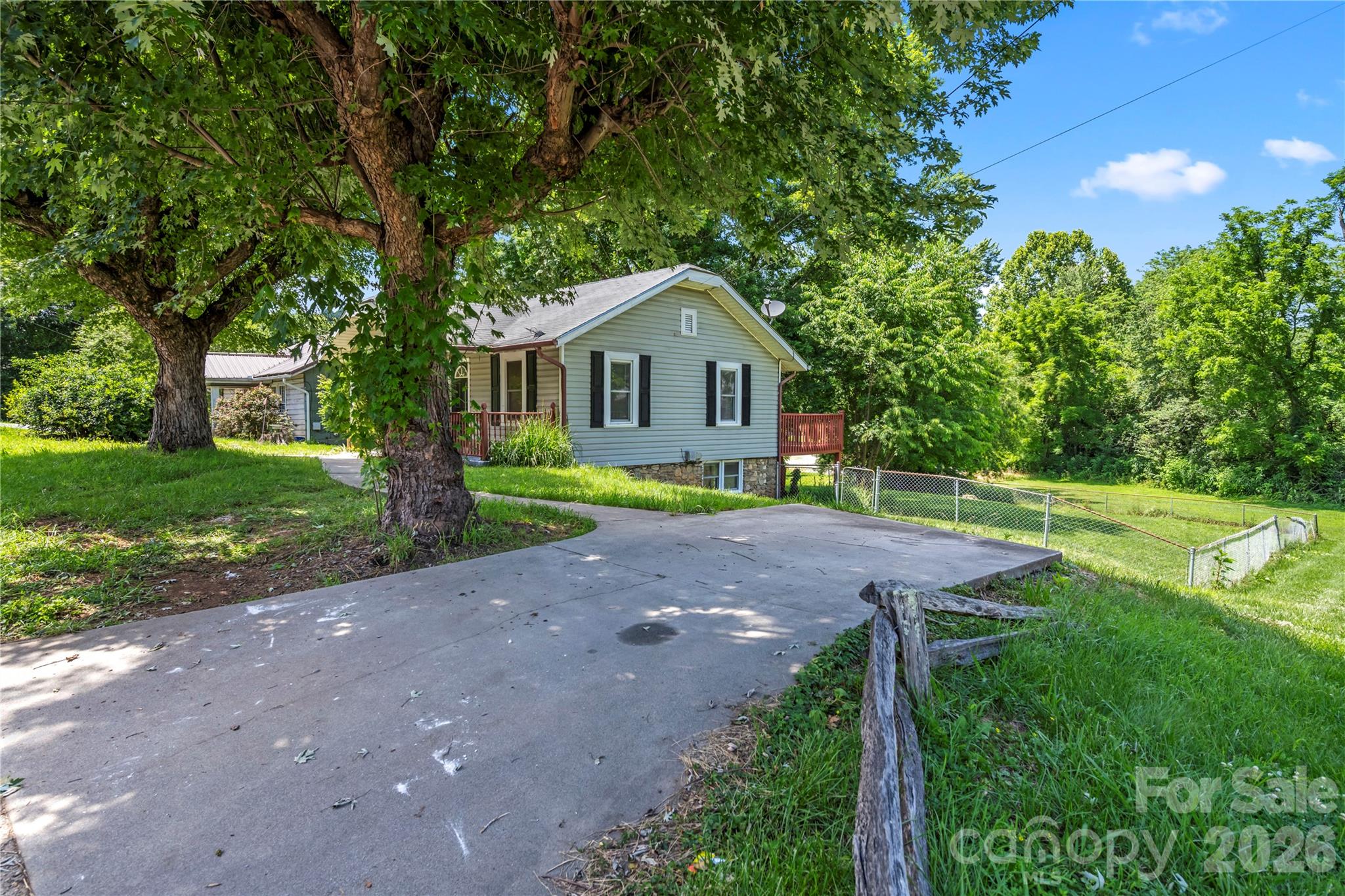 142 Substation Road — Canton