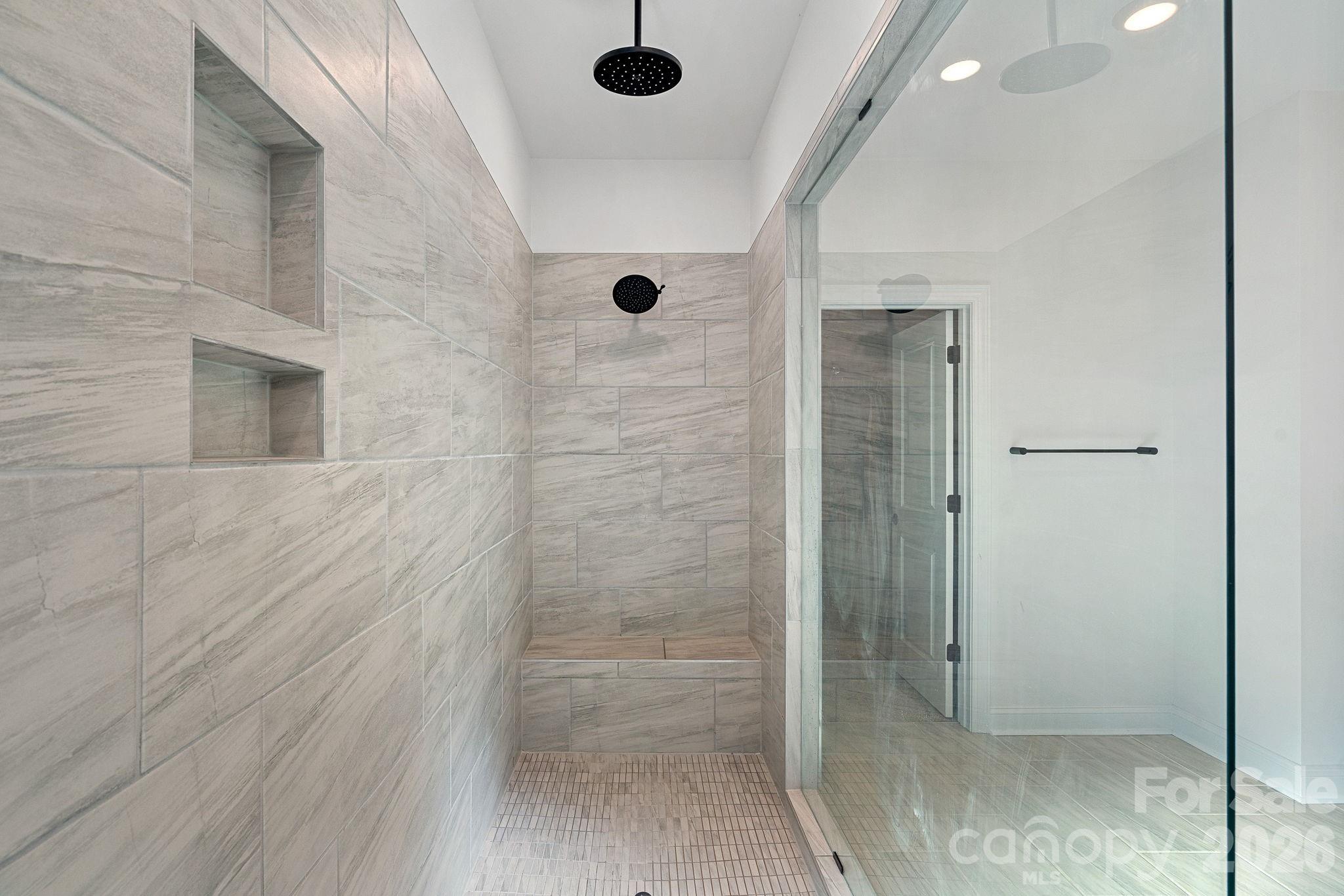8604 Bridgegate Drive — Huntersville