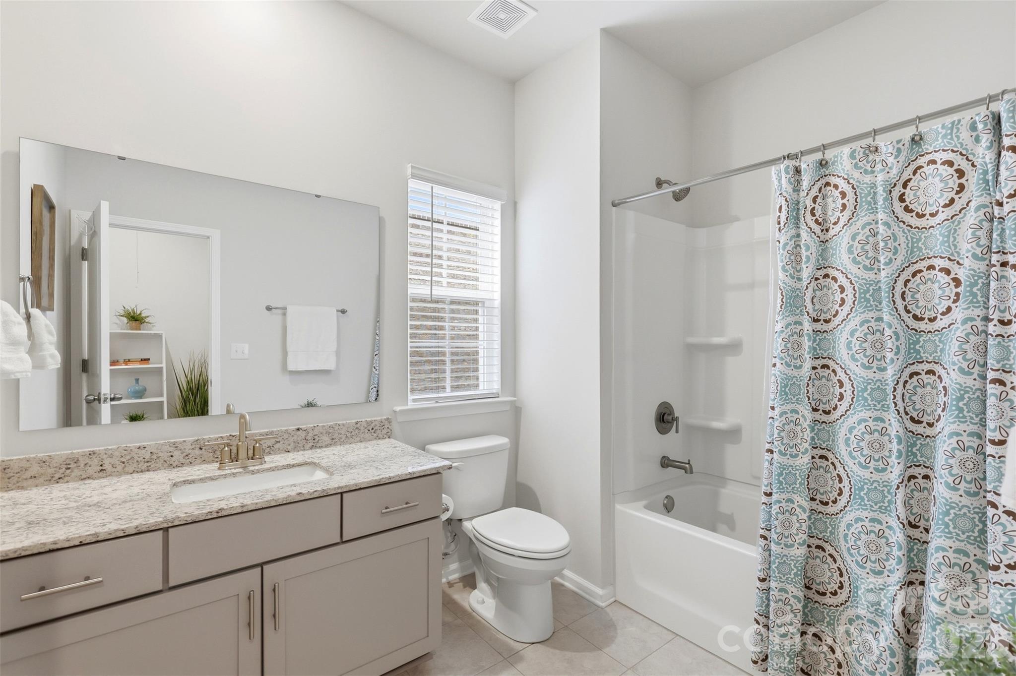 5500 Kinsbridge Drive — Mint Hill
