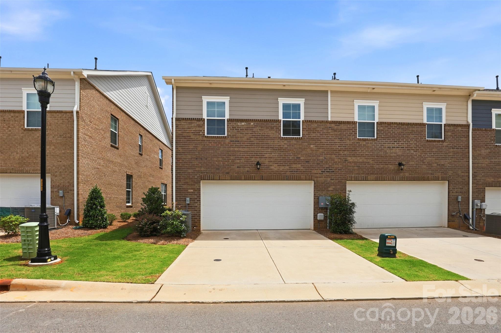 5500 Kinsbridge Drive — Mint Hill