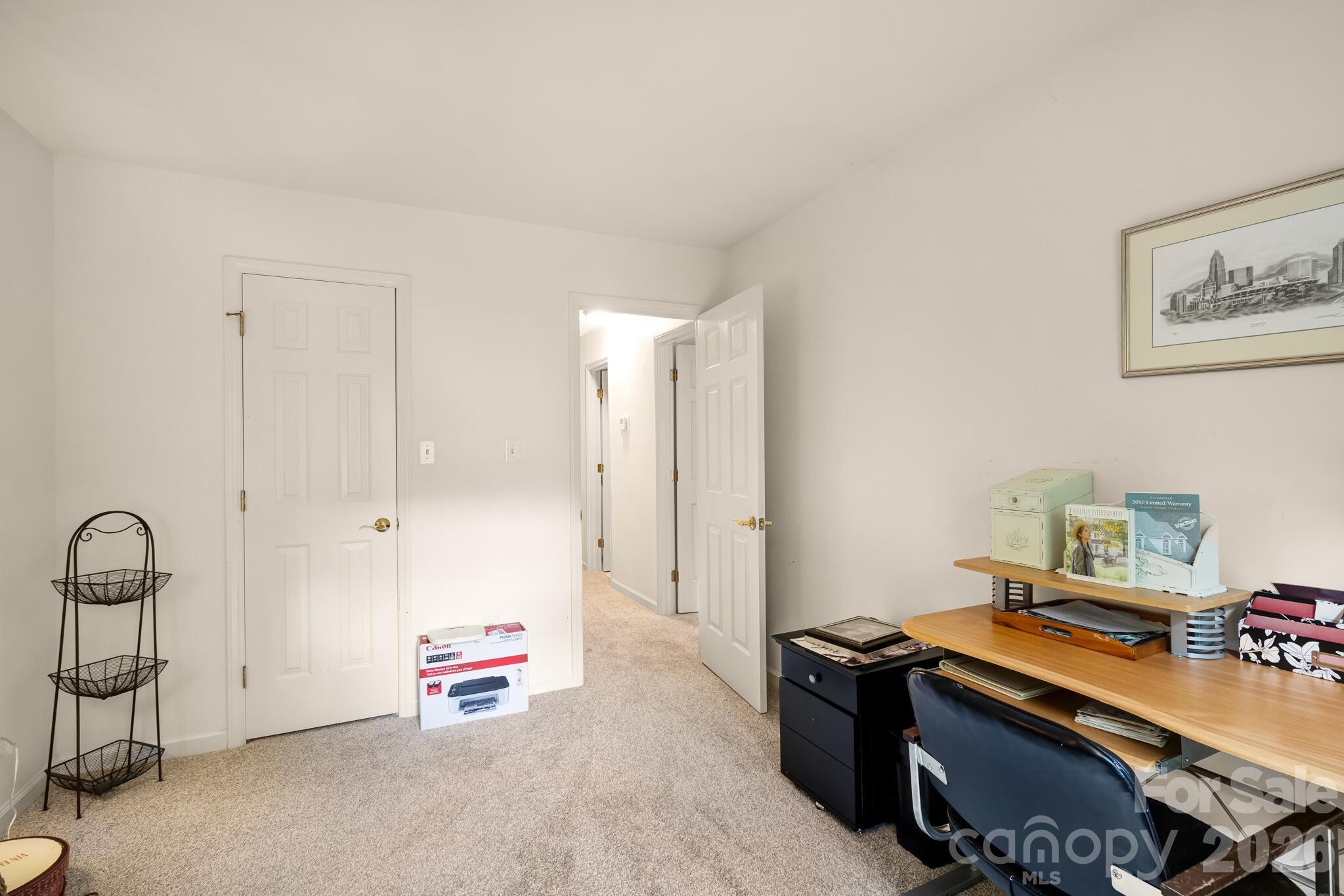6306 Oxwynn Lane — Charlotte