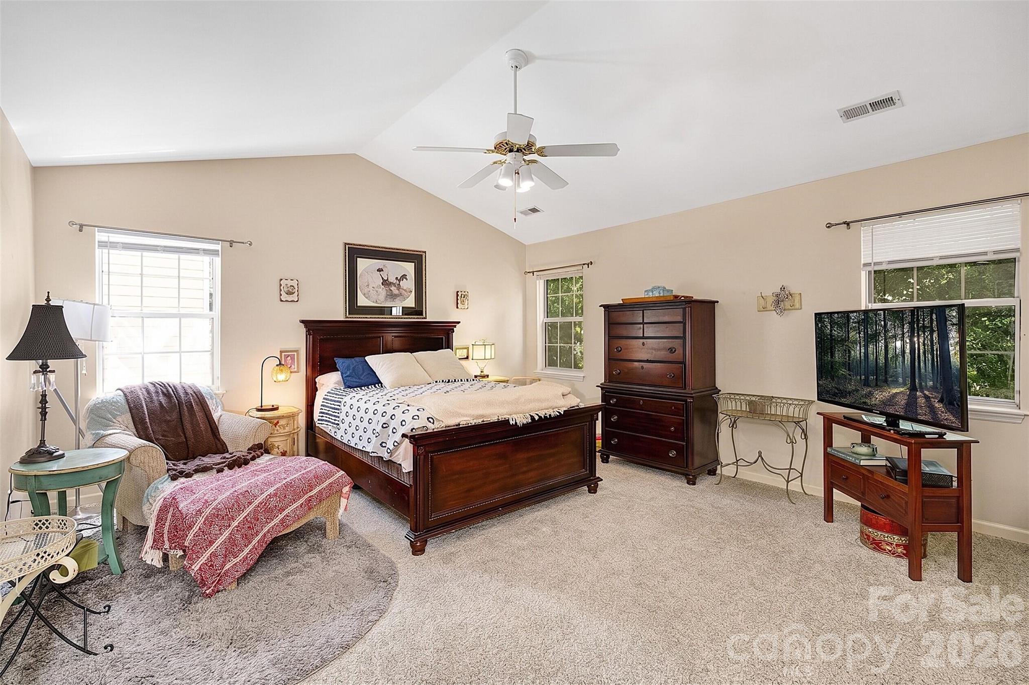 6306 Oxwynn Lane — Charlotte