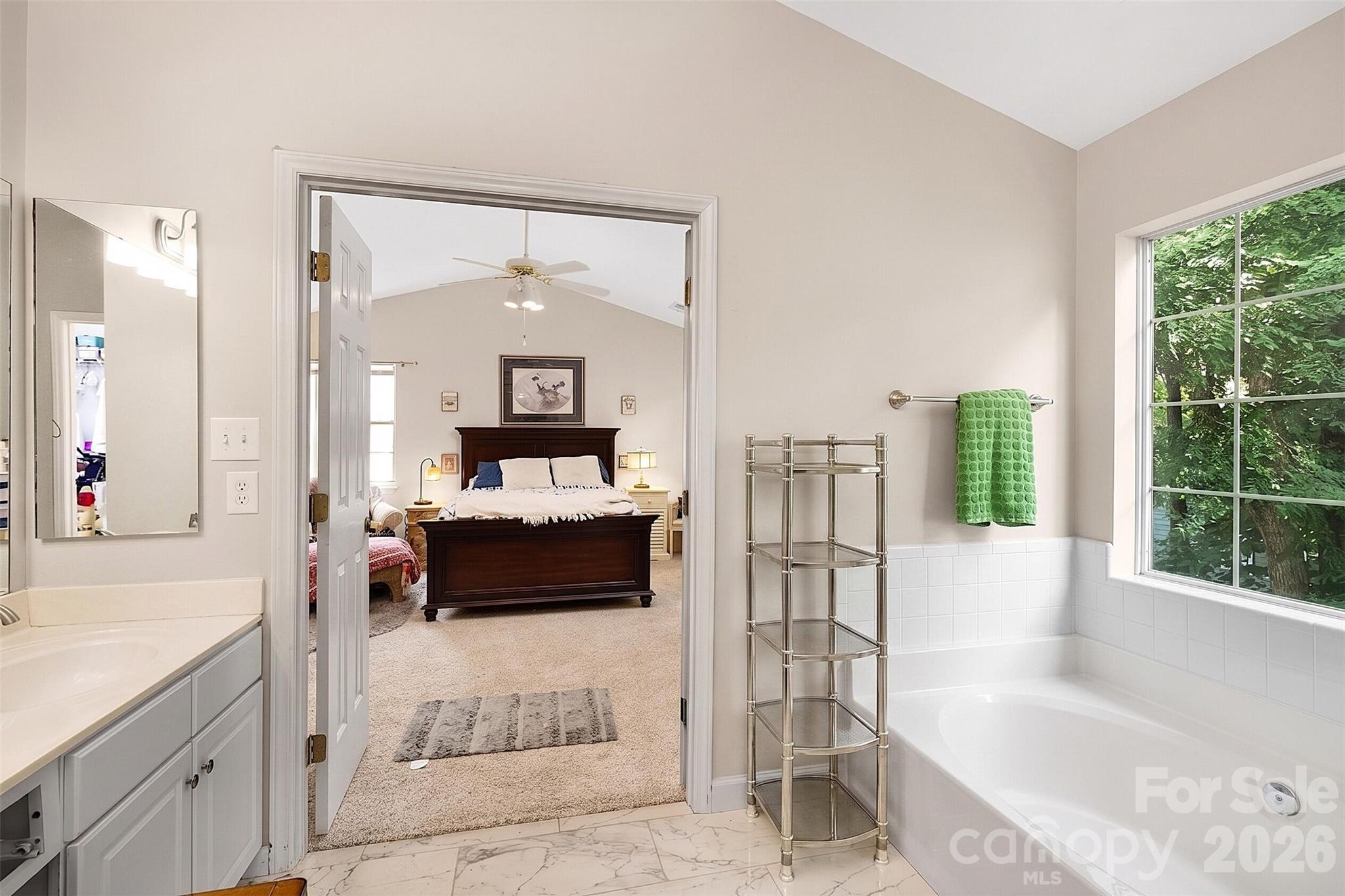 6306 Oxwynn Lane — Charlotte