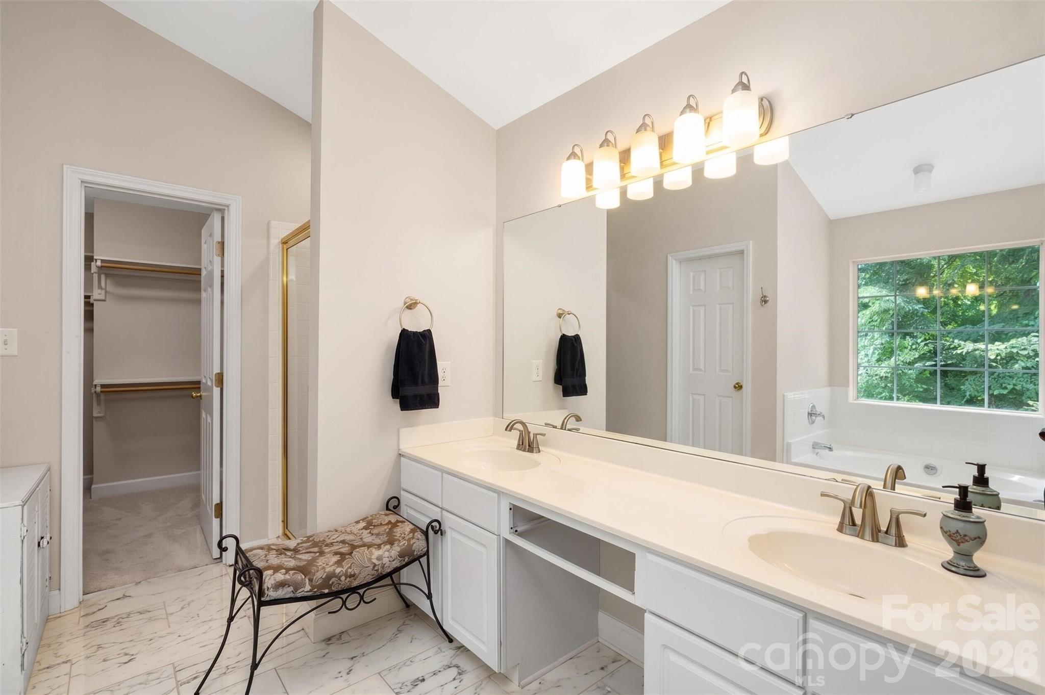 6306 Oxwynn Lane — Charlotte