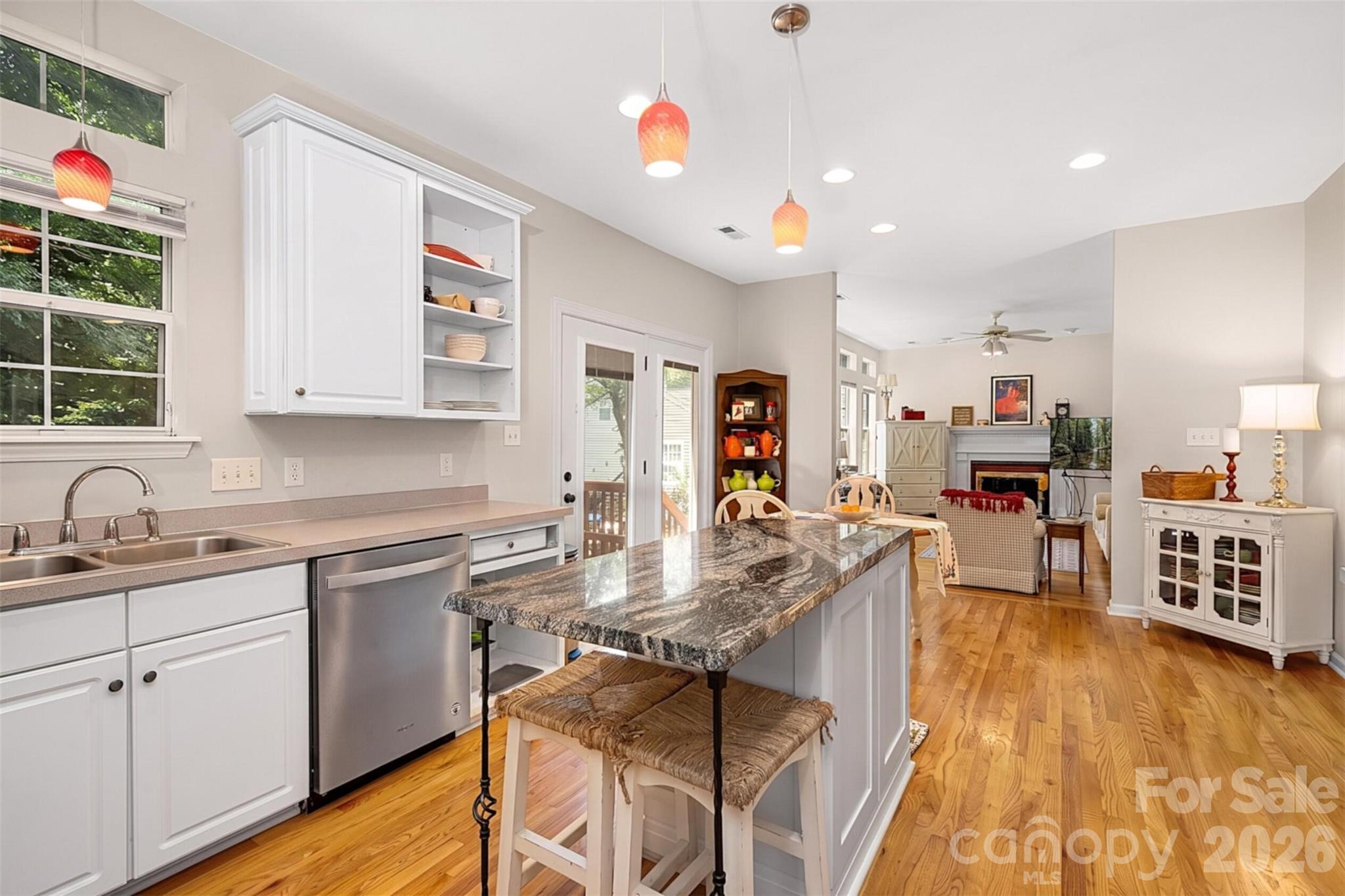 6306 Oxwynn Lane — Charlotte