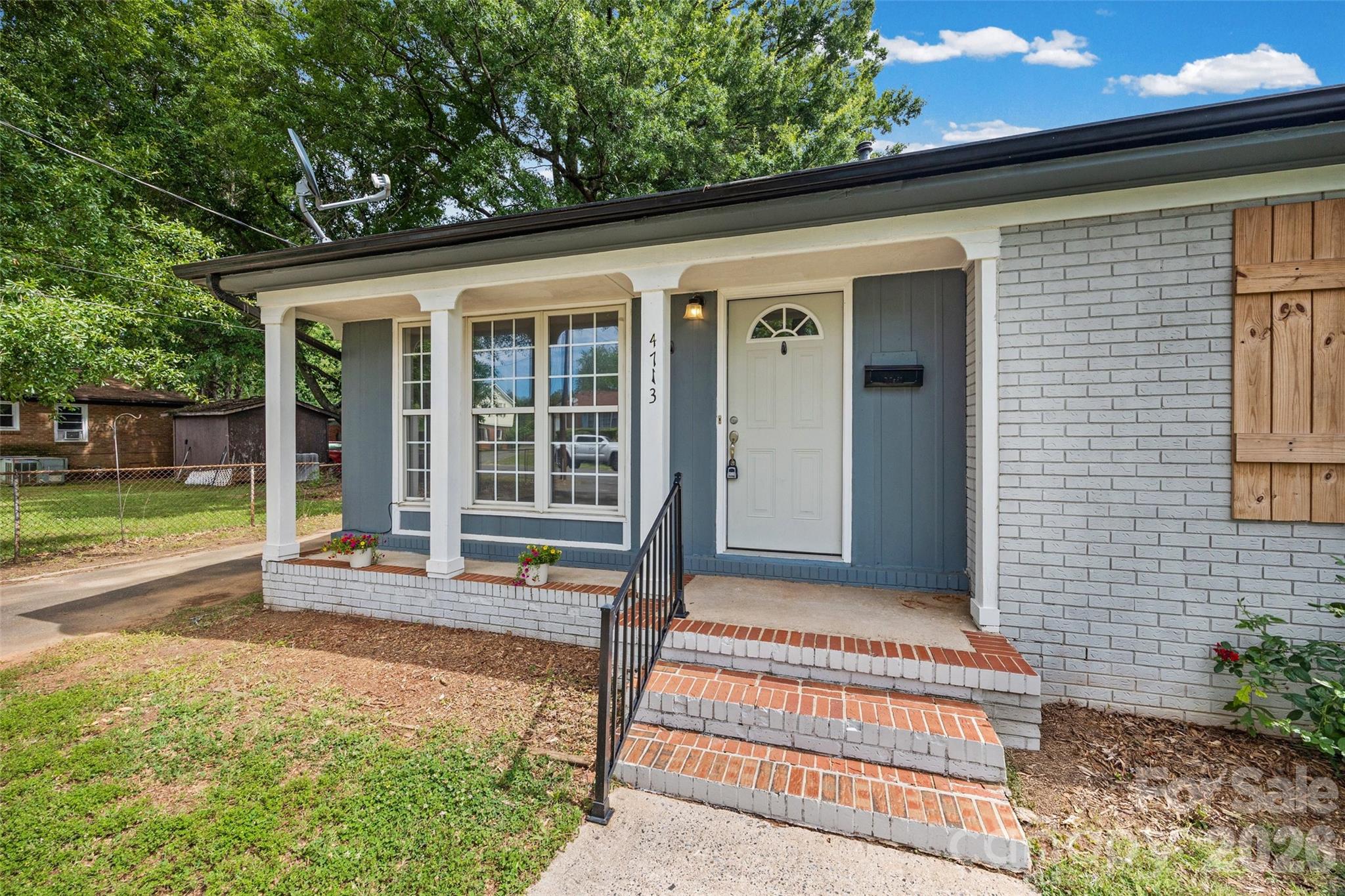 4713 Tanglebriar Drive — Charlotte