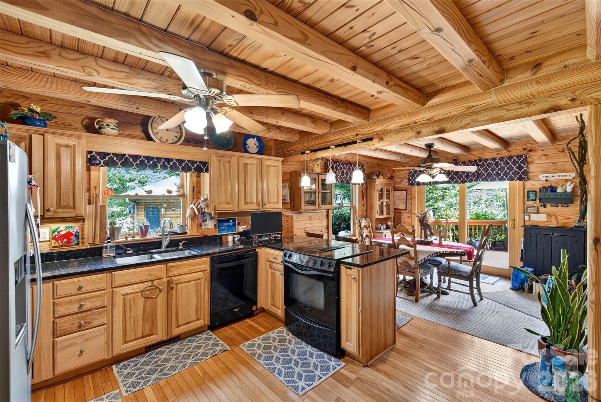 535 N Highland Road — Mill Spring