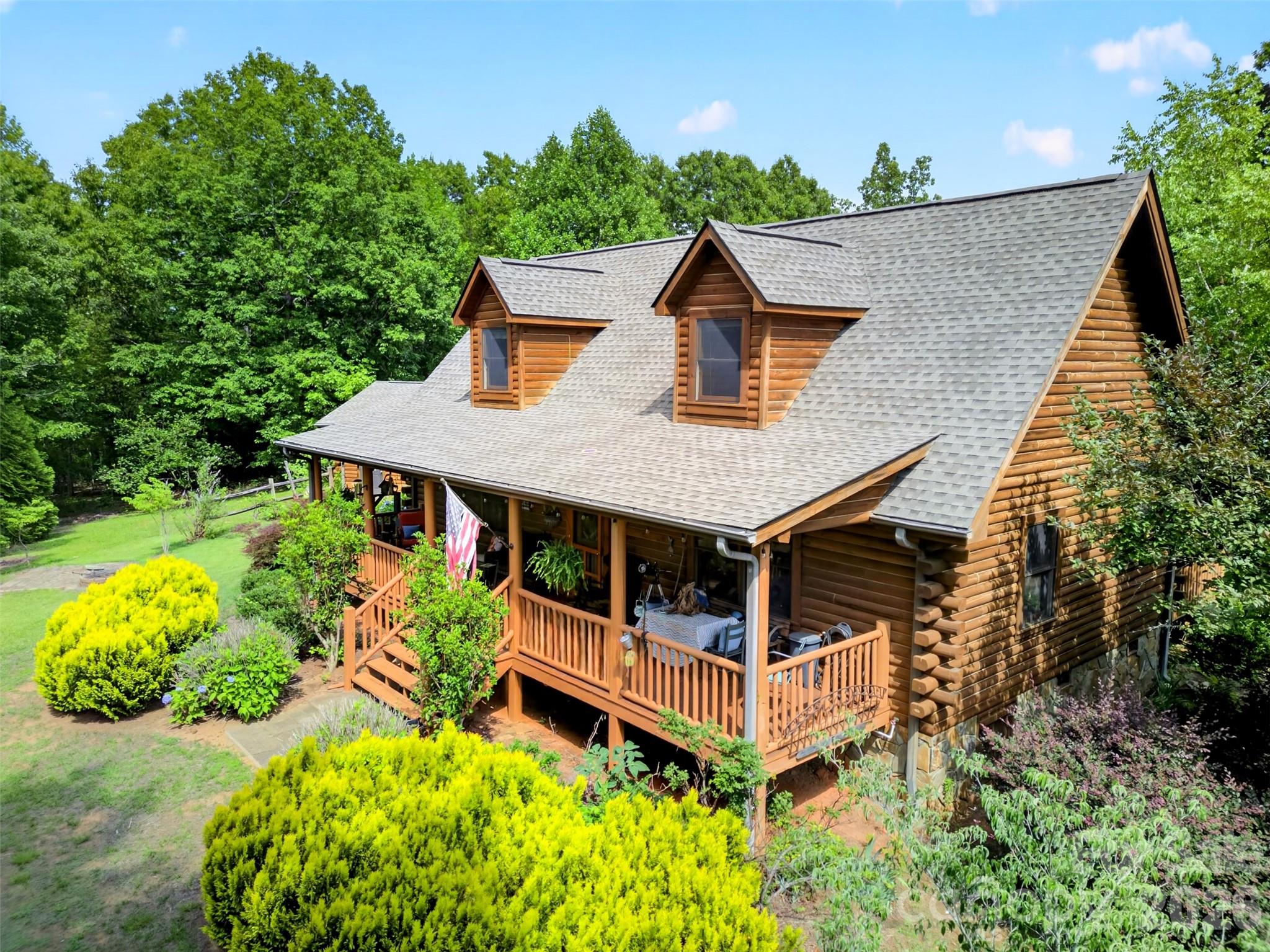 535 N Highland Road — Mill Spring