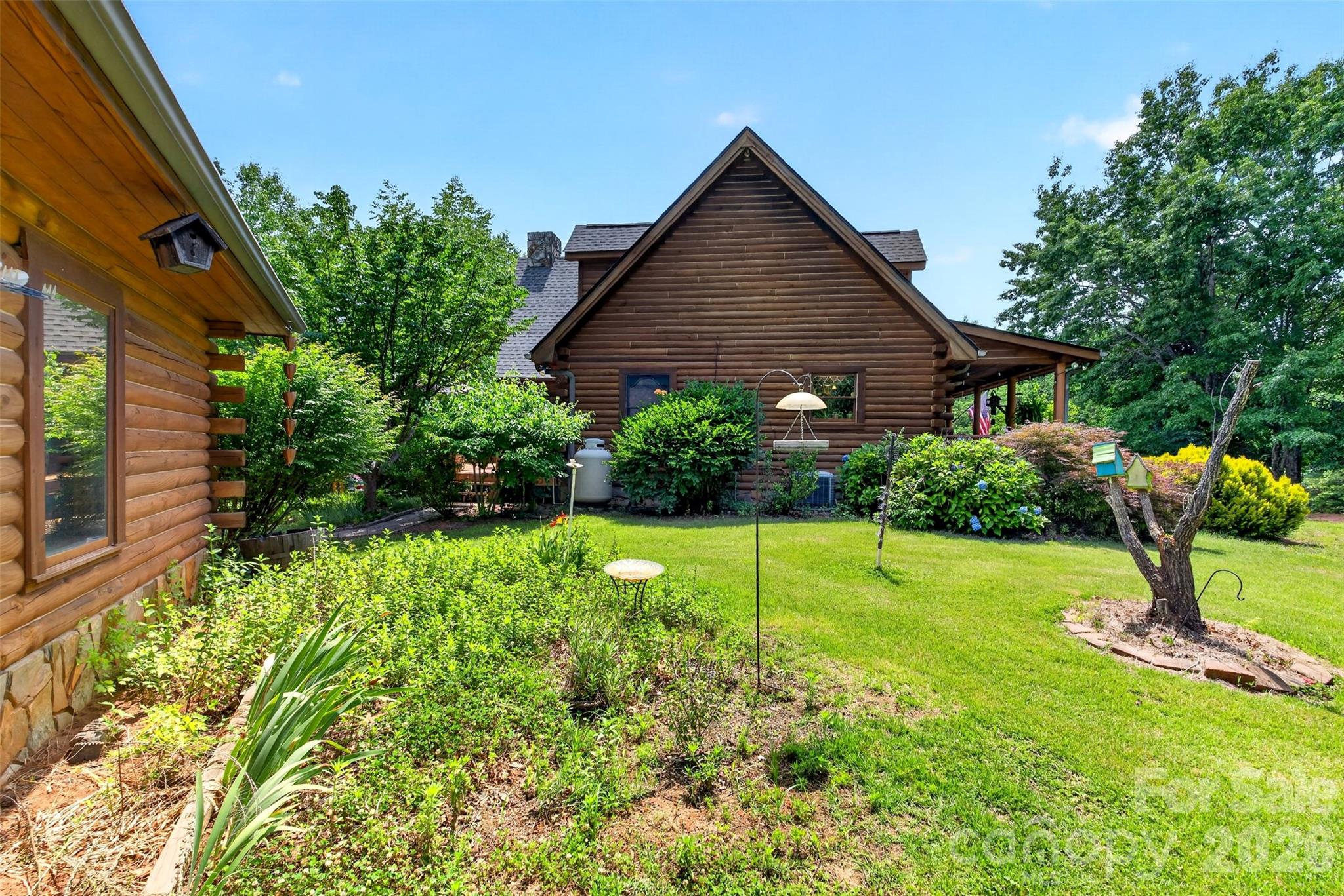 535 N Highland Road — Mill Spring