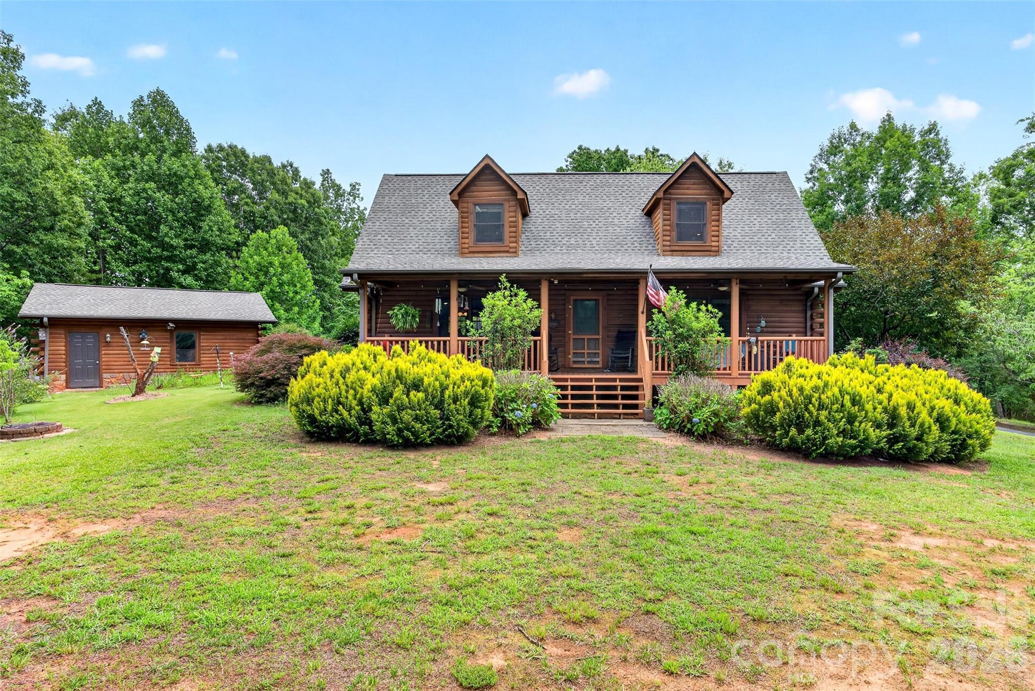 535 N Highland Road — Mill Spring