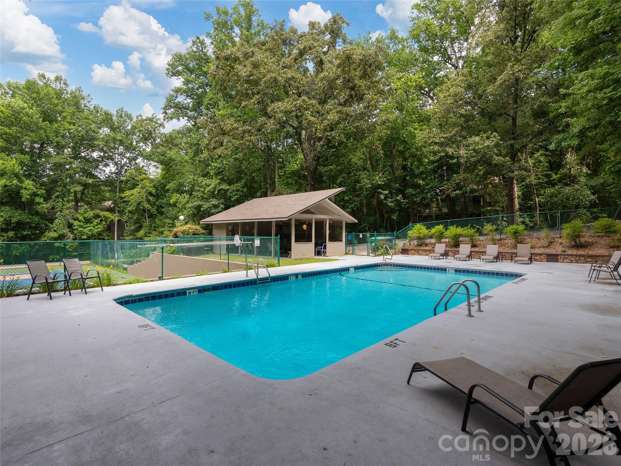 23 Cedarwood Trail #B — Asheville