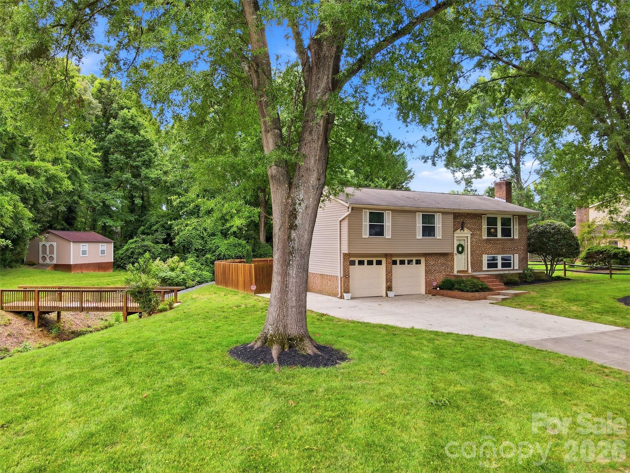 716 Regency Drive — Charlotte