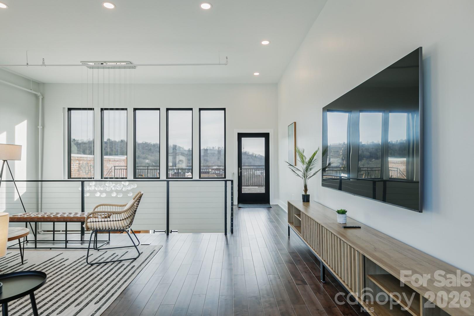 122 College Street #301 — Asheville