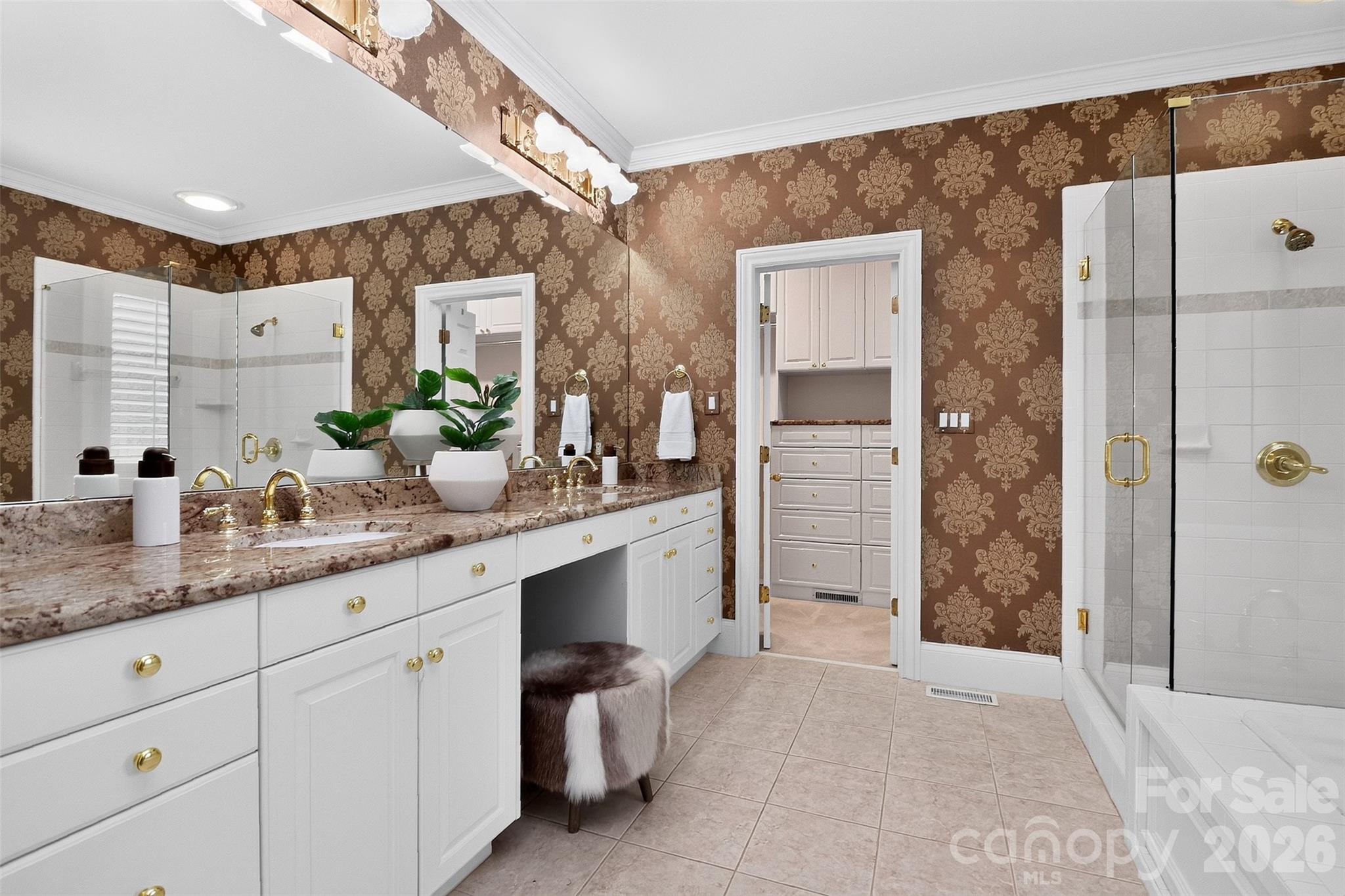 6907 Meadow Run Lane — Charlotte