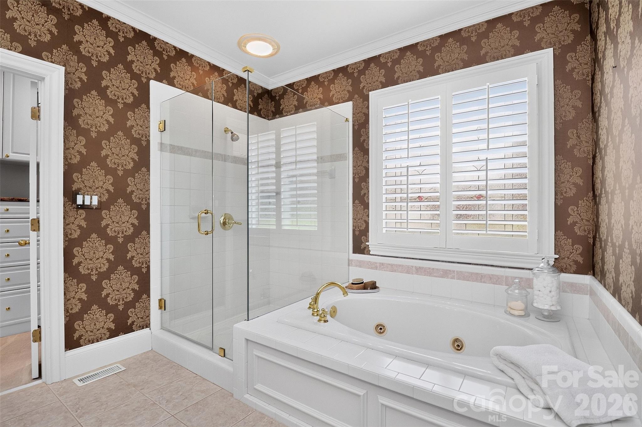 6907 Meadow Run Lane — Charlotte