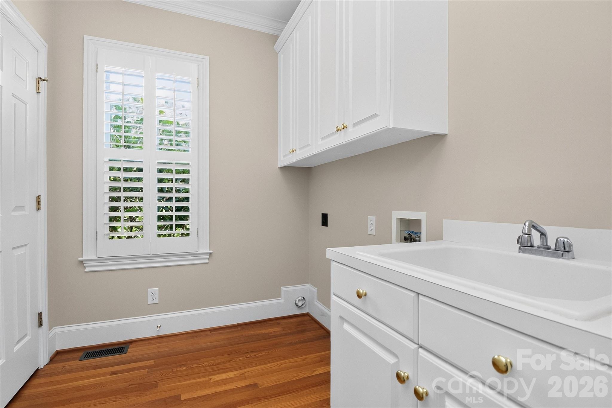 6907 Meadow Run Lane — Charlotte