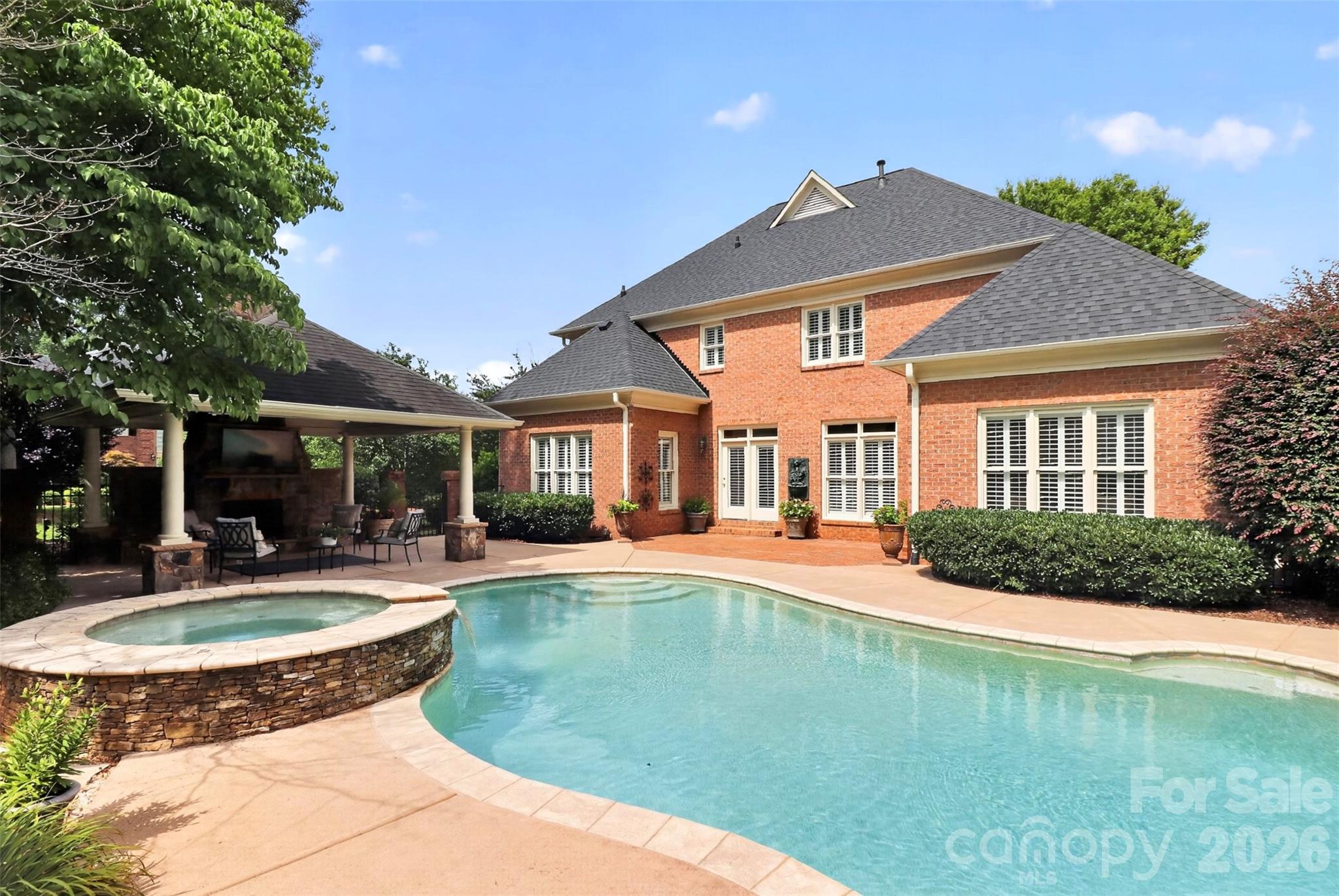 6907 Meadow Run Lane — Charlotte