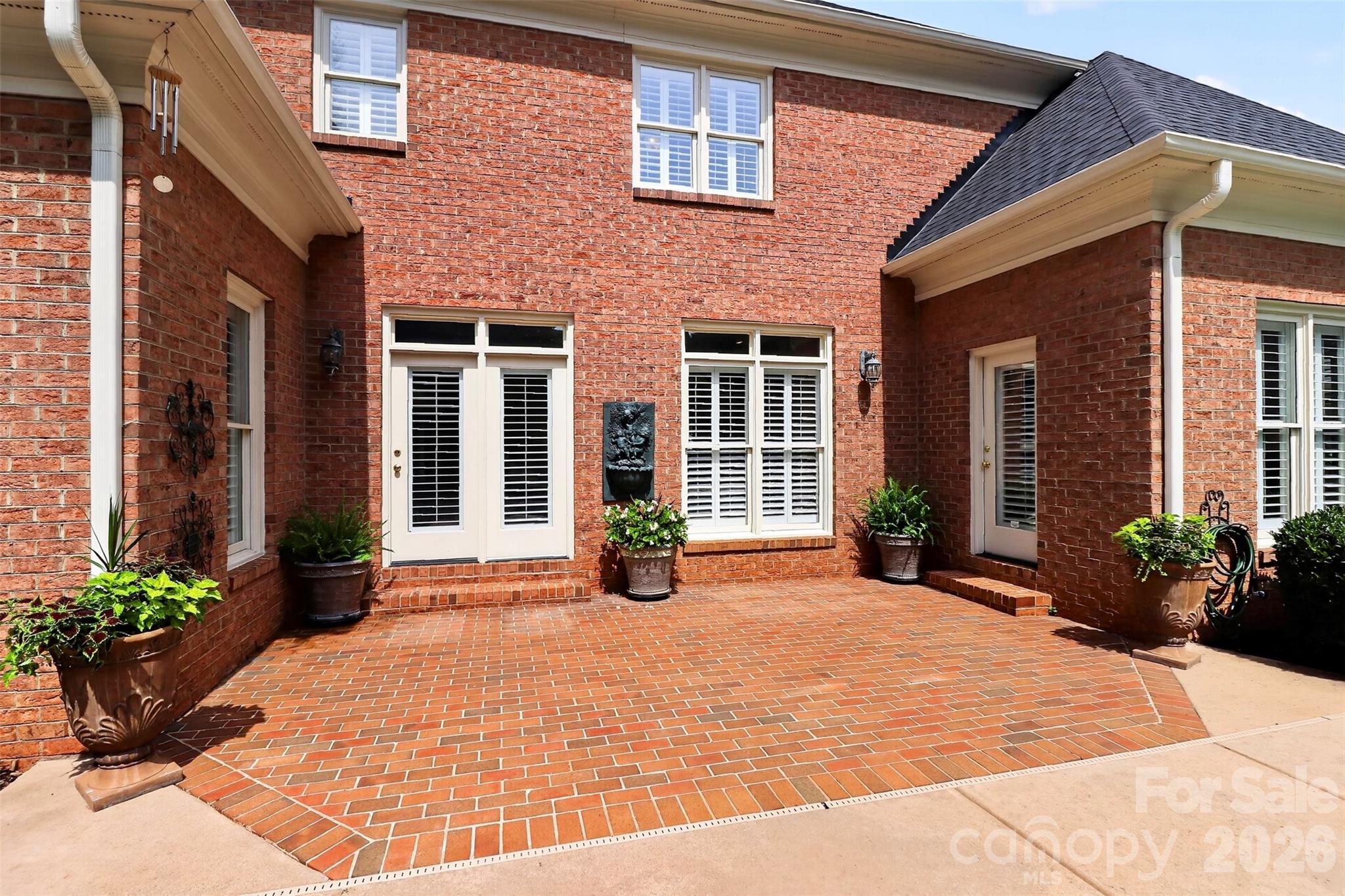 6907 Meadow Run Lane — Charlotte