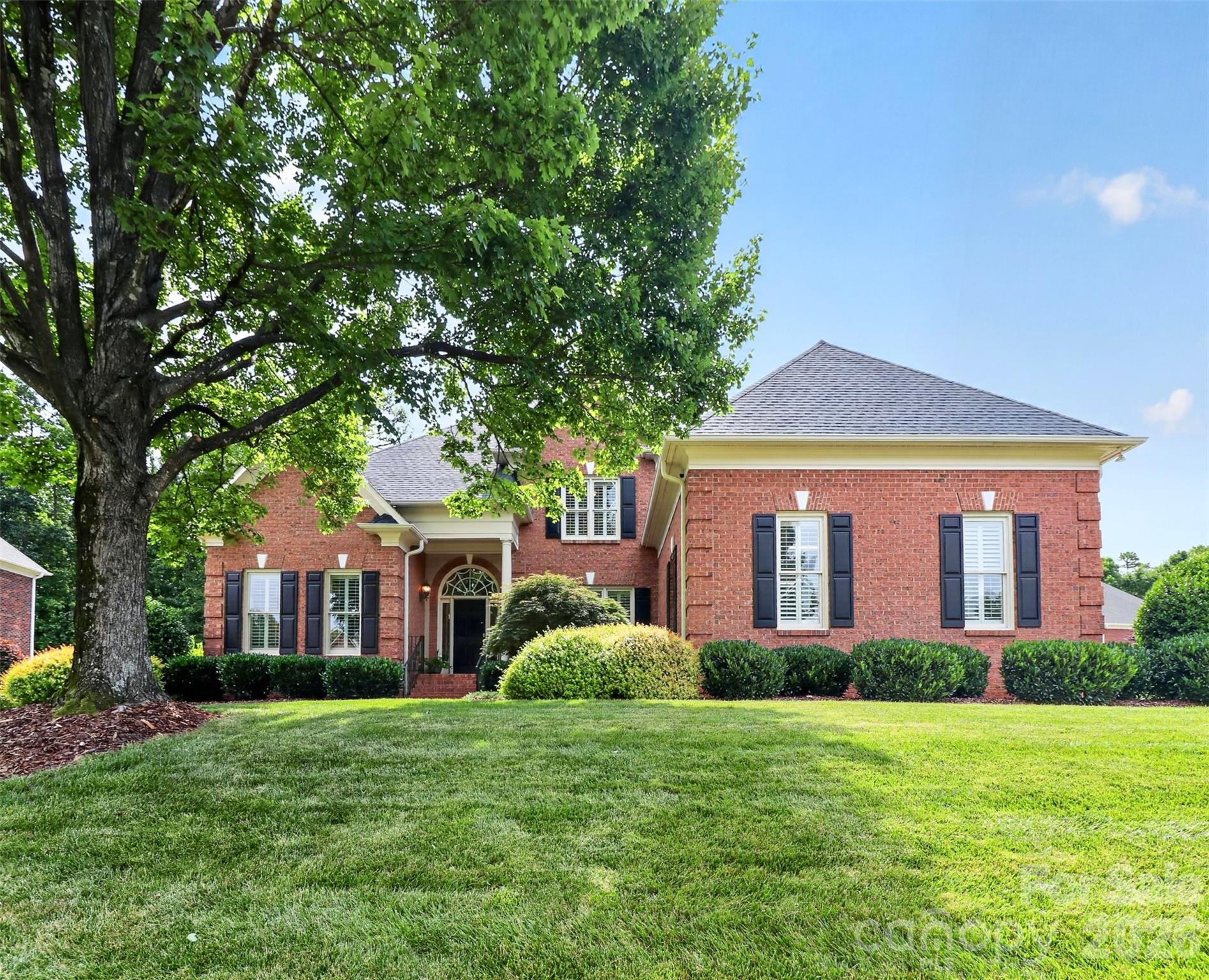 6907 Meadow Run Lane — Charlotte