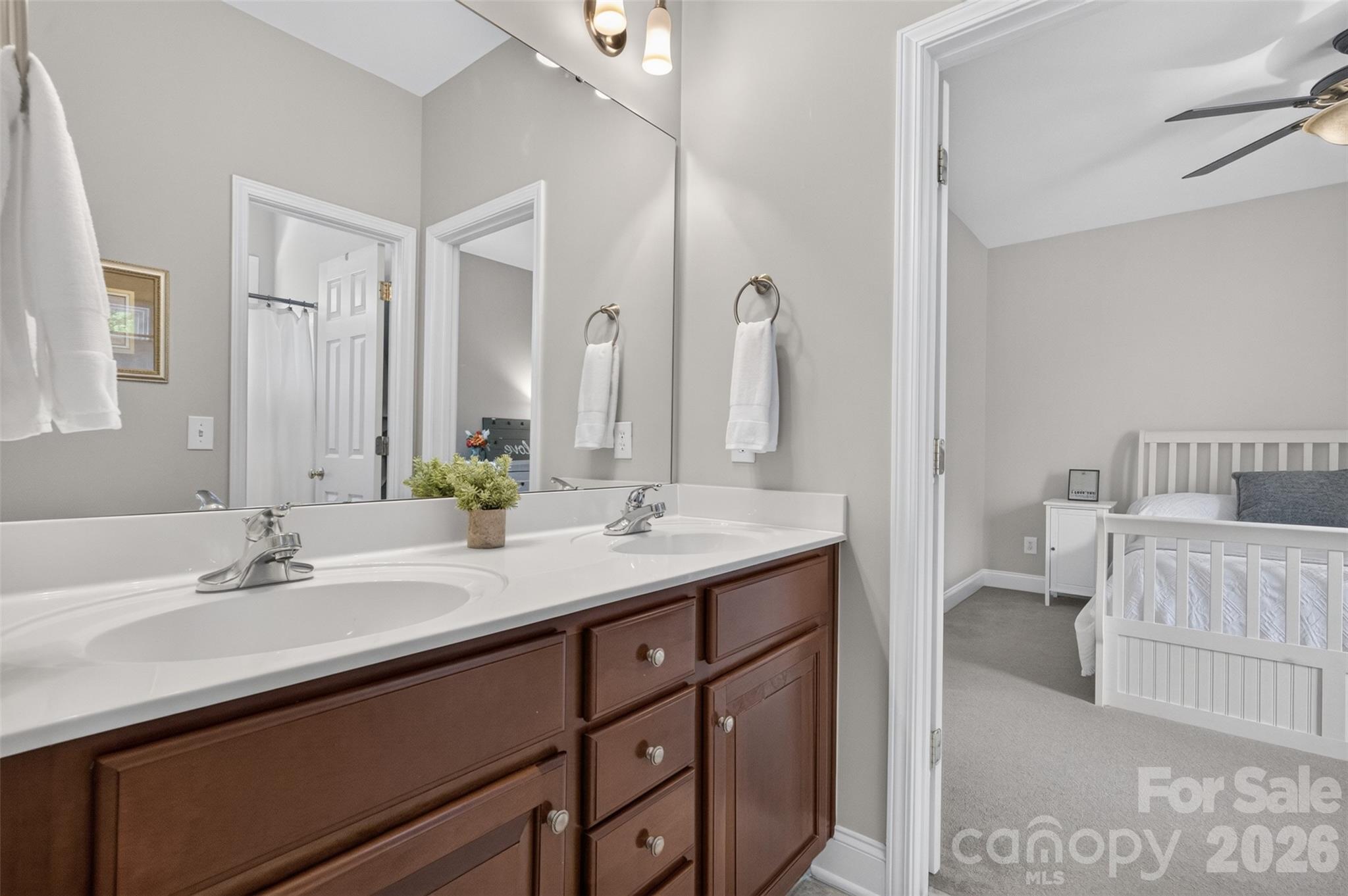 9220 Kensington Forest Drive — Harrisburg