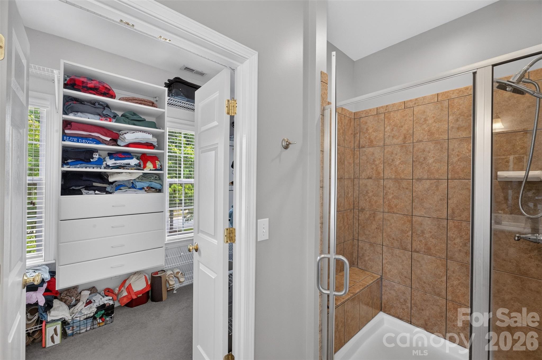 9220 Kensington Forest Drive — Harrisburg