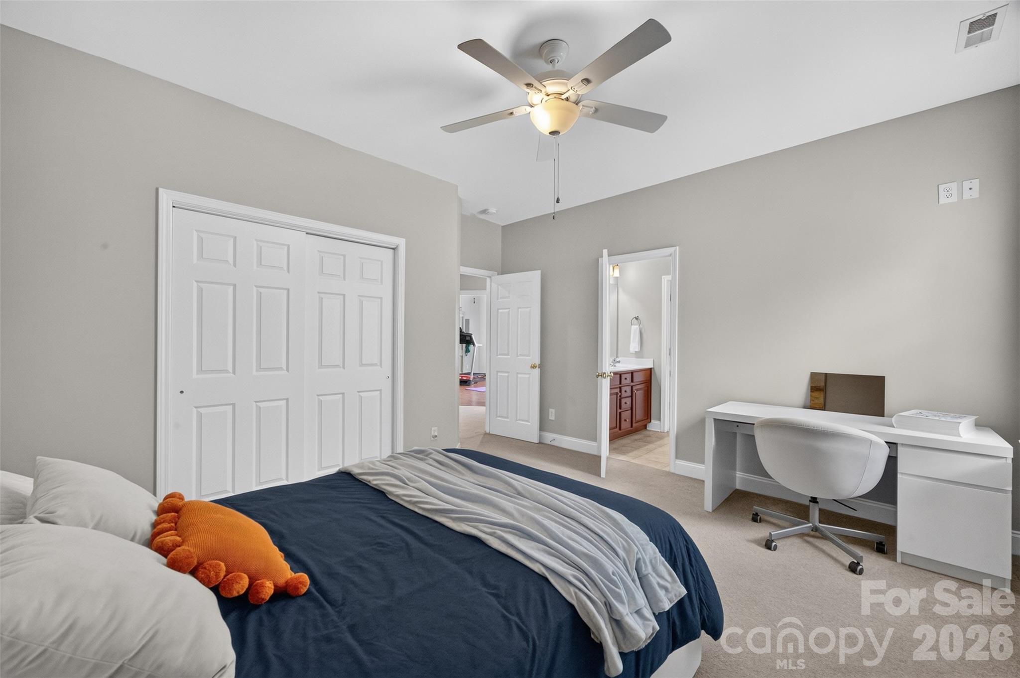 9220 Kensington Forest Drive — Harrisburg