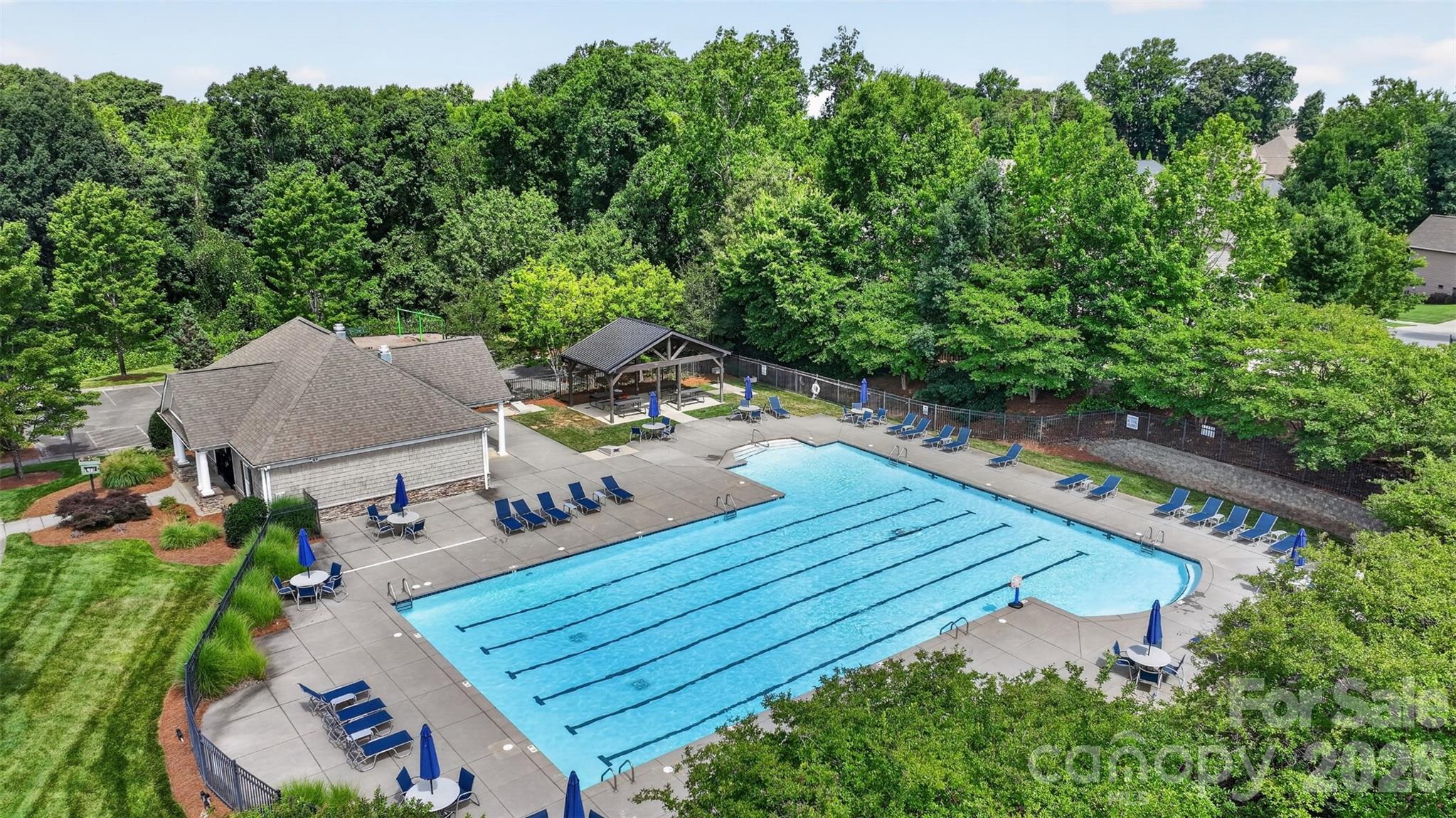 9220 Kensington Forest Drive — Harrisburg