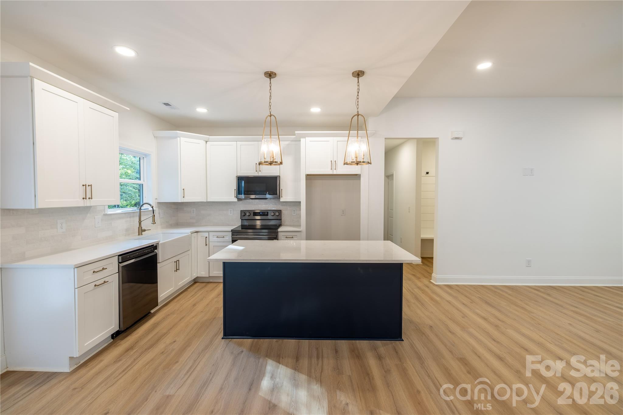 269 Tamarind Drive #568 — Troy