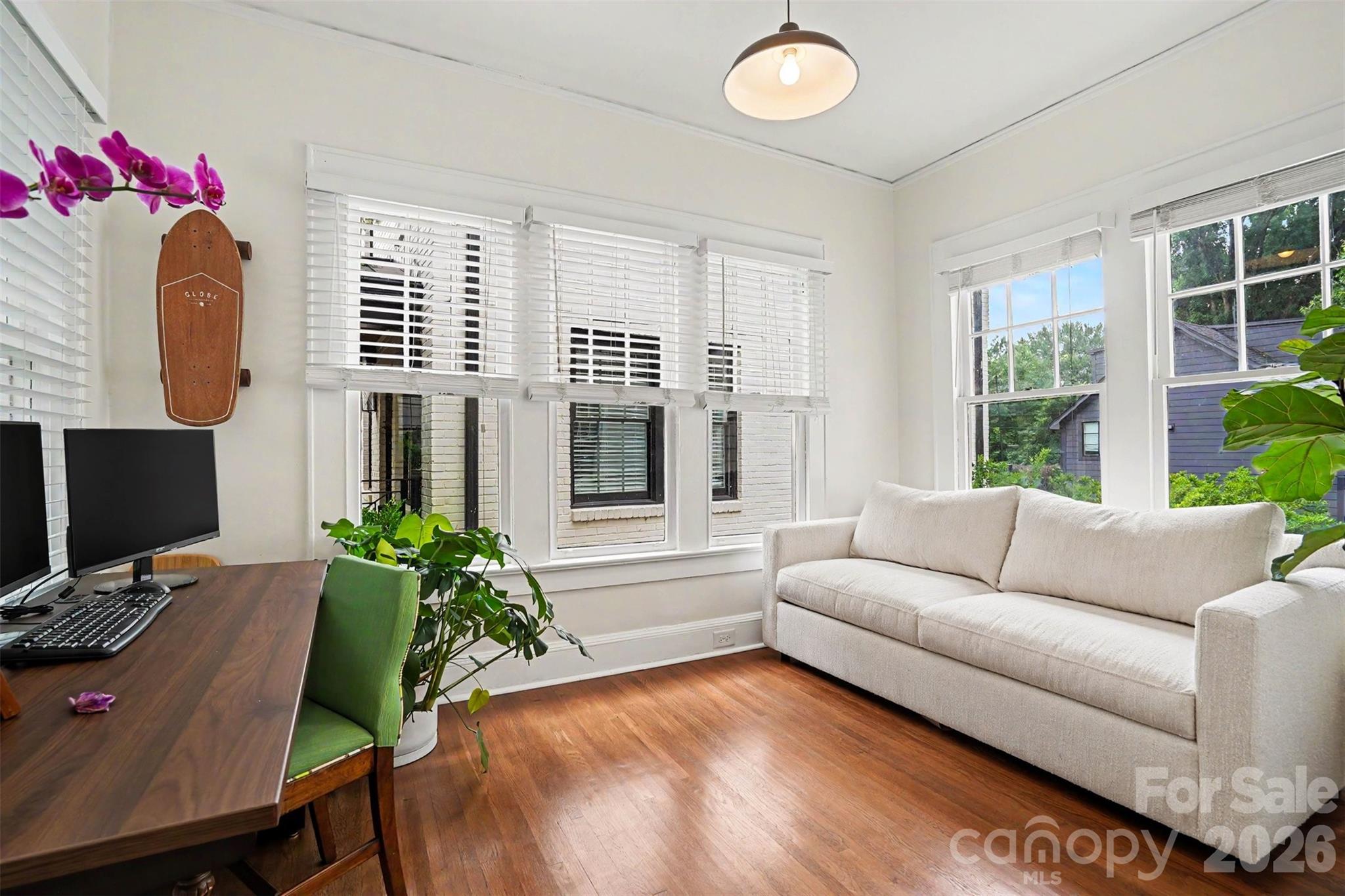 2124 Lombardy Circle — Charlotte
