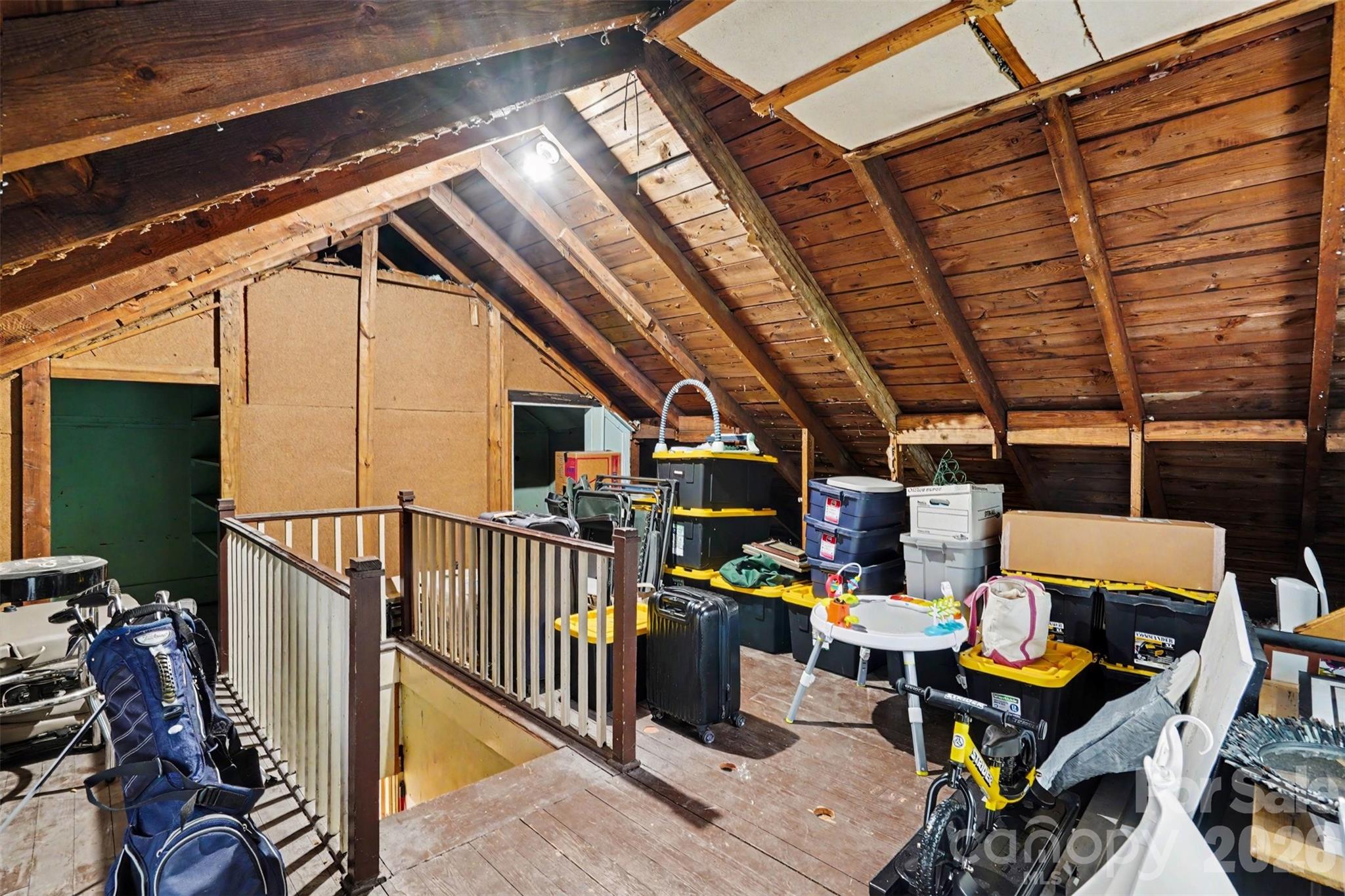 2124 Lombardy Circle — Charlotte