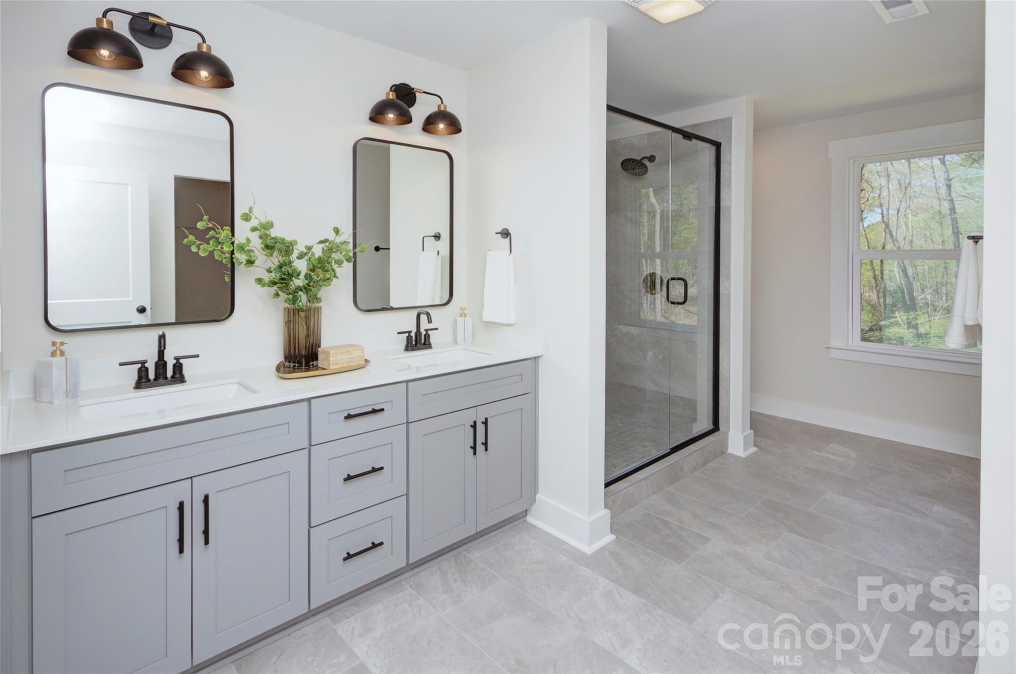 1033 Harrogate Drive — Bessemer City