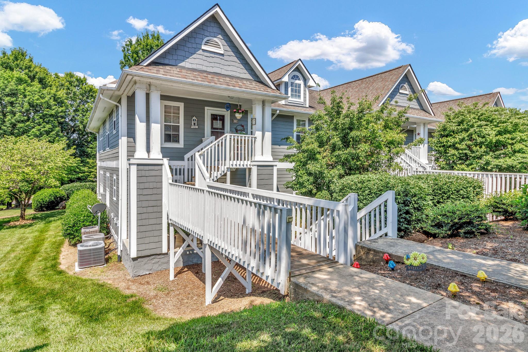 2601 Sagamore Lane — Asheville