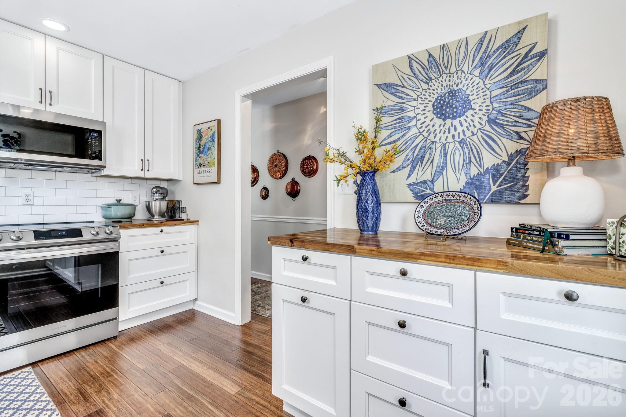 2601 Sagamore Lane — Asheville