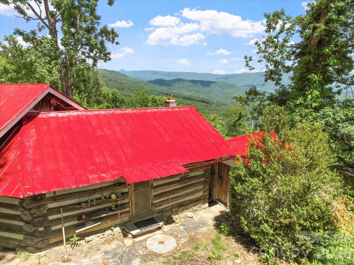 8709 Hwy 226A Highway — Little Switzerland
