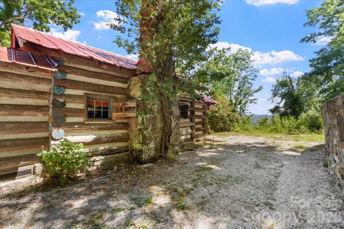8709 Hwy 226A Highway — Little Switzerland
