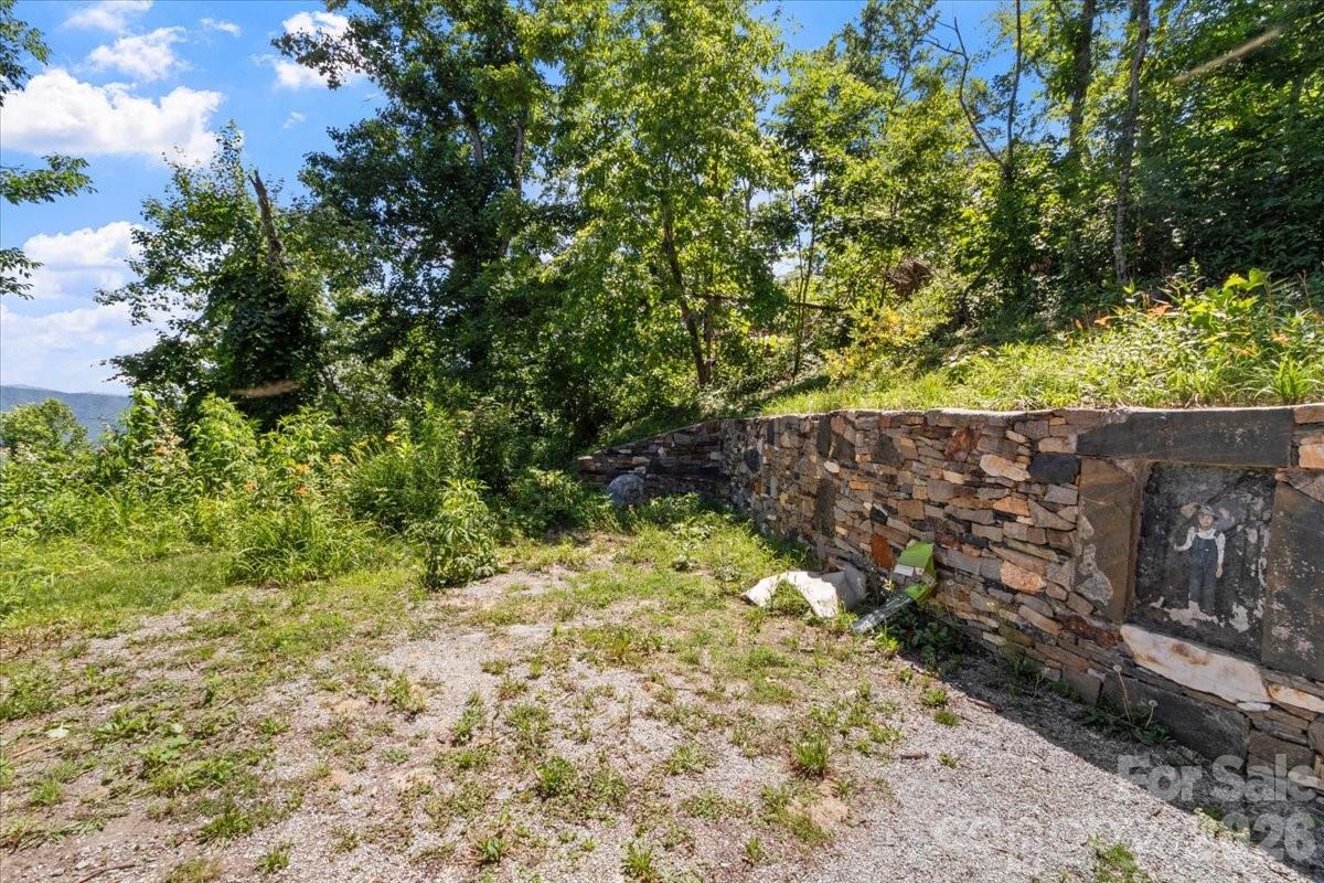 8709 Hwy 226A Highway — Little Switzerland
