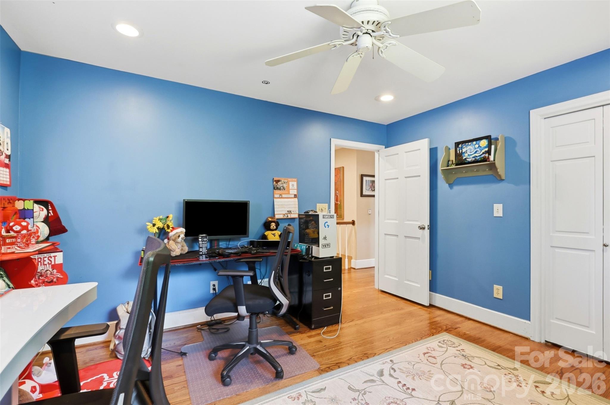 2620 Lynbridge Drive — Charlotte