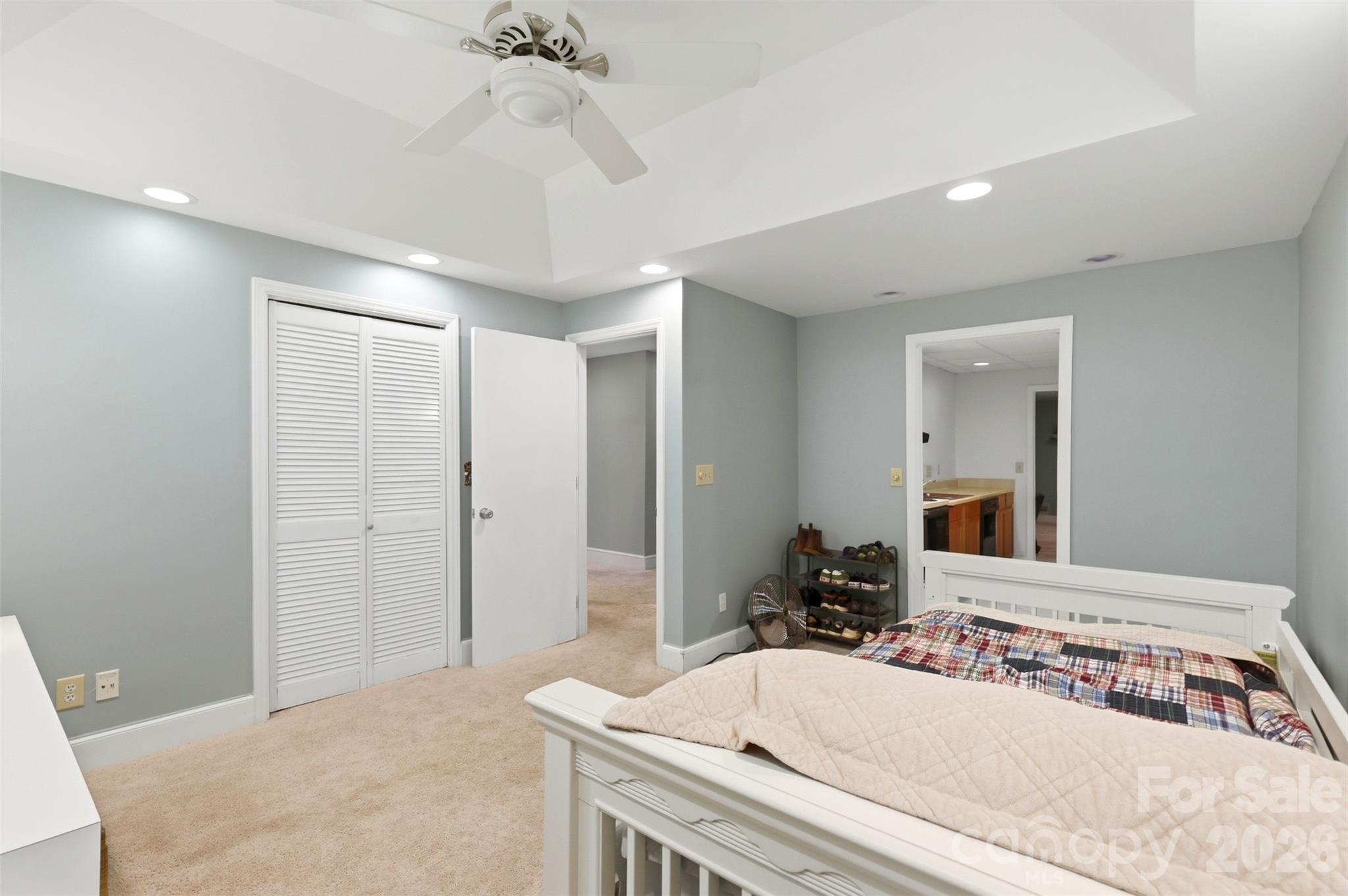 2620 Lynbridge Drive — Charlotte