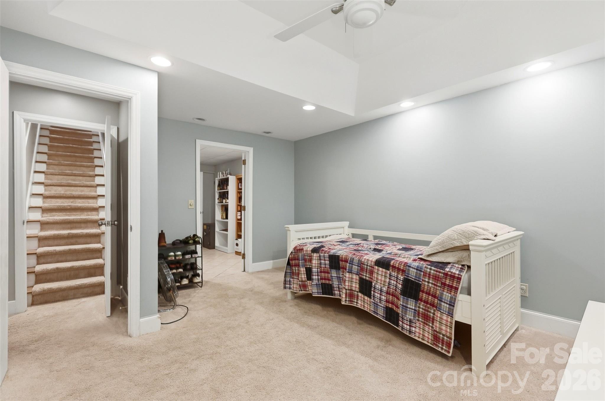 2620 Lynbridge Drive — Charlotte